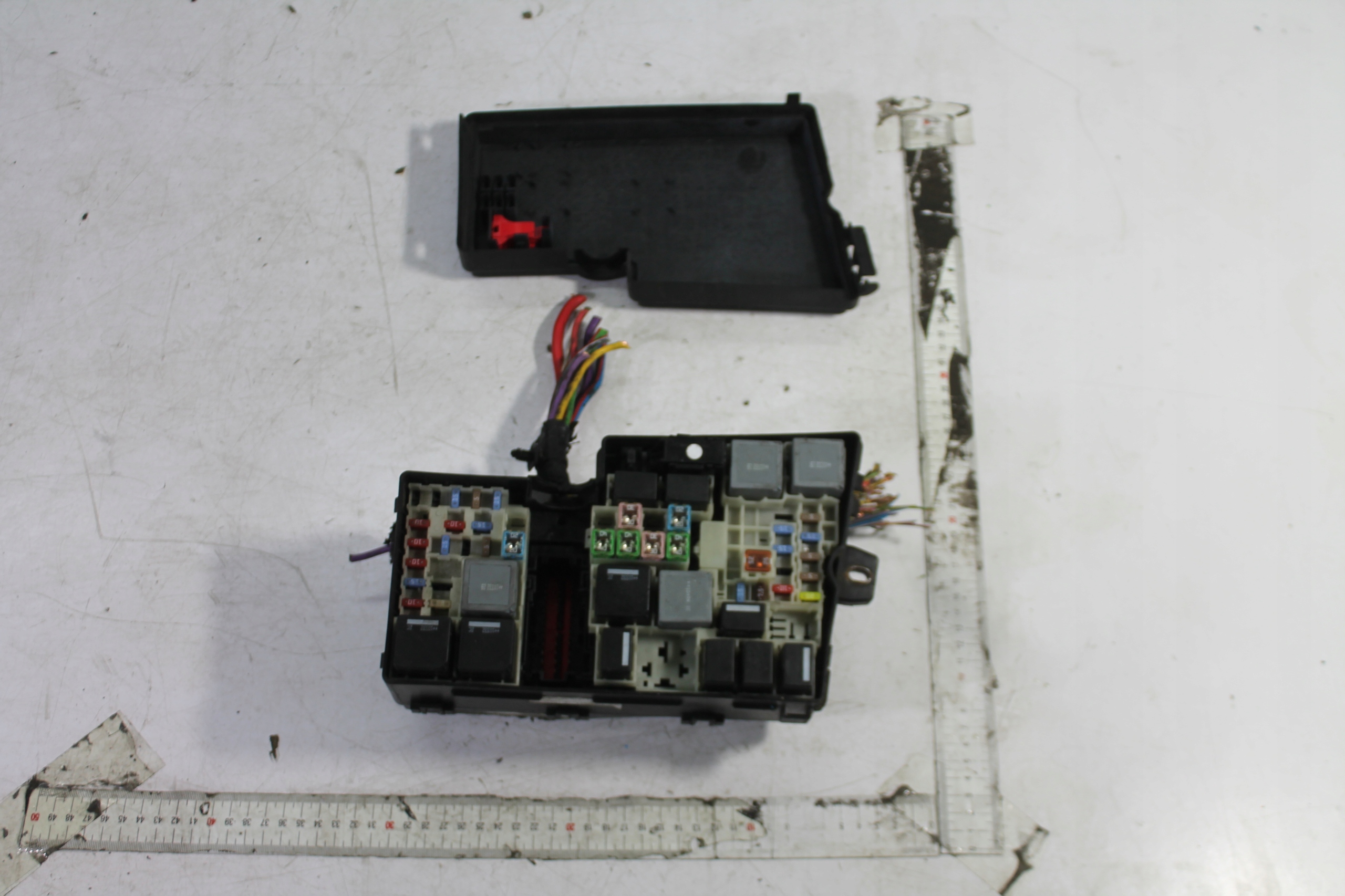 MODULE FUSIBLES AV6T-14A142-AA C-MAX MK2 II