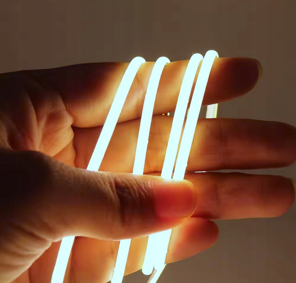 Taśma LED COB 5mm 7W/m BIAŁA NEUTRALNA 4000K BEZPUNKTOWY NEON 12V IP20 1m Marka Ecolight