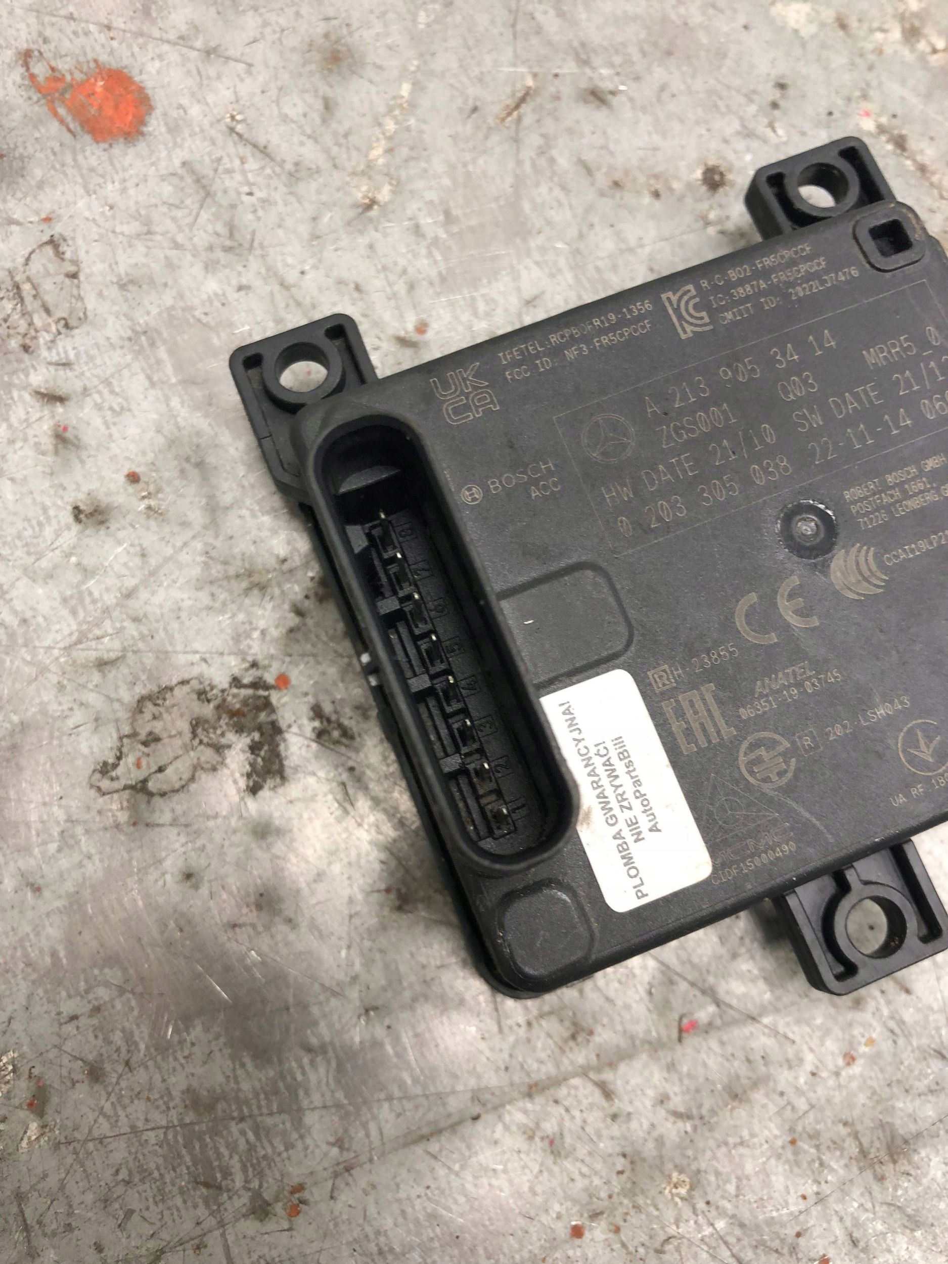 RADAR sensor DISTRONIC MERCEDES A2139053414