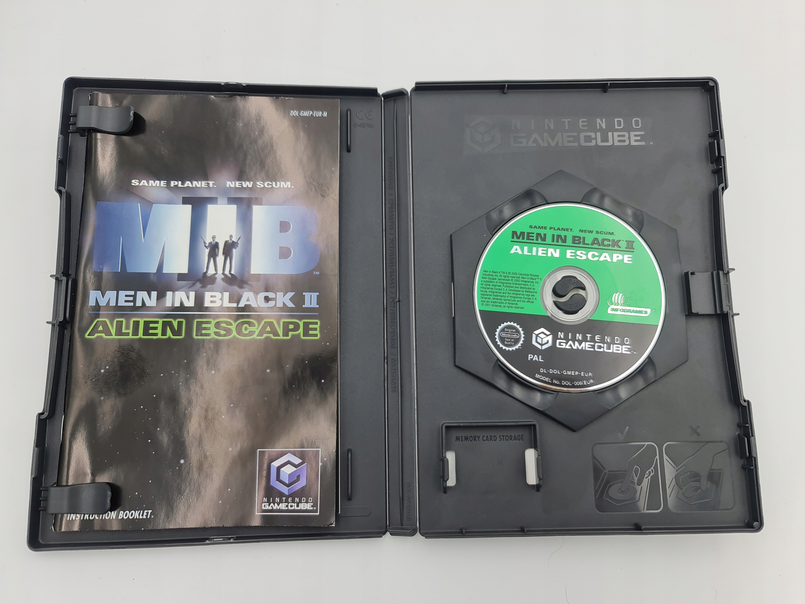 NINTENDO GAMECUBE MEN IN BLACK II ALIEN ESCAPE Producent Nintendo