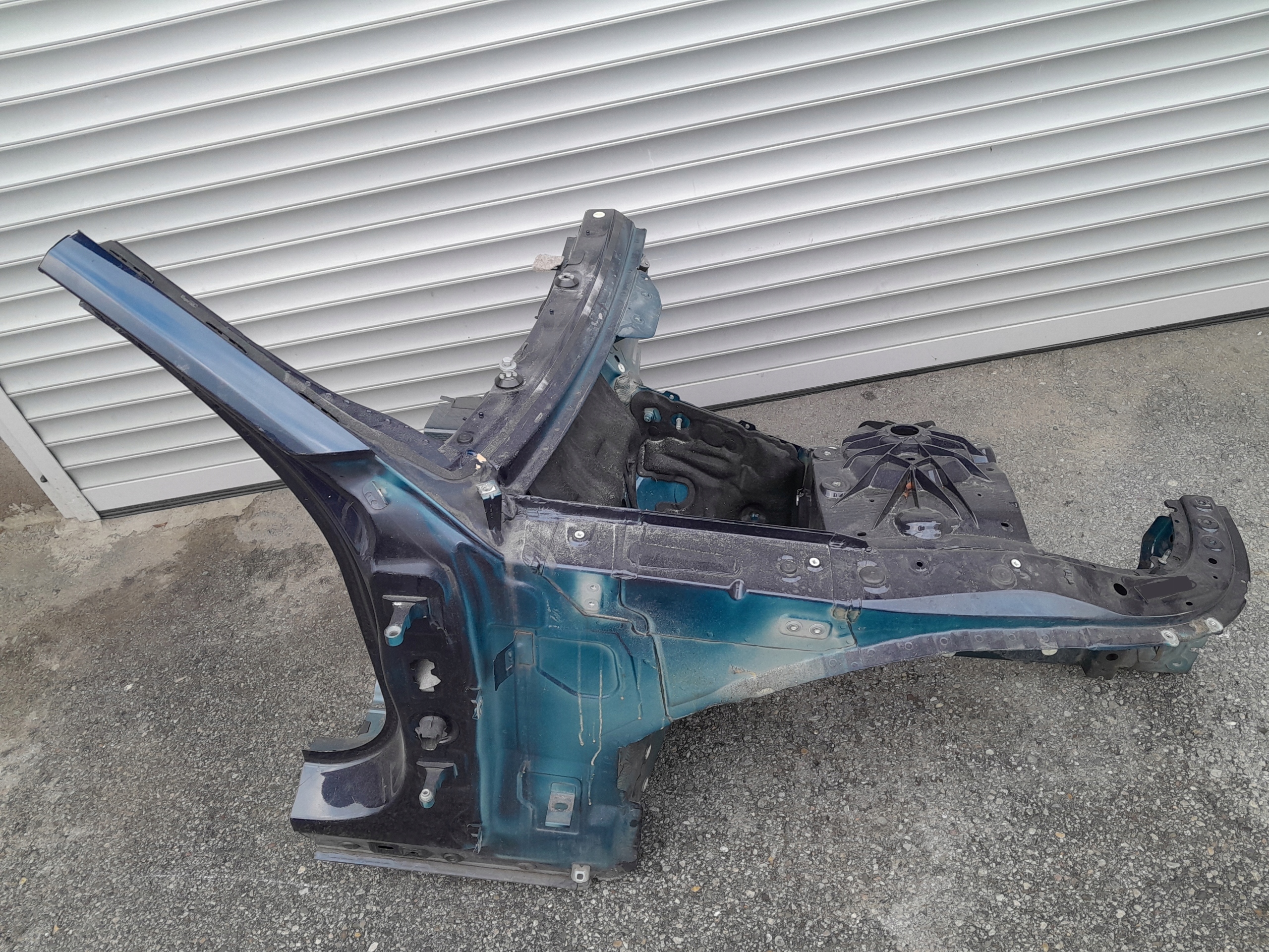 BMW 7' G11 LCI quarter pillar quarter right front C3Z