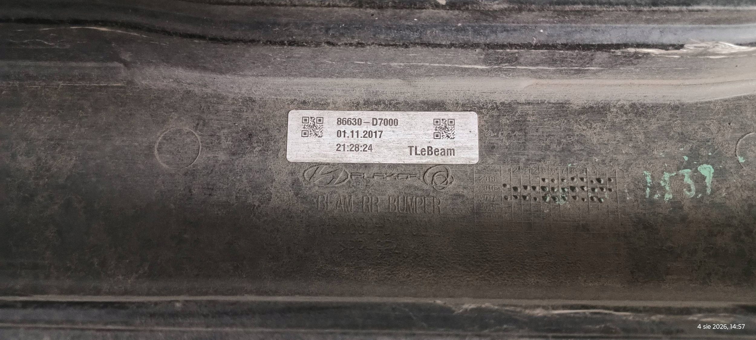 HYUNDAI TUCSON III bumper support rear part rear pillar 86630-D7000 2015