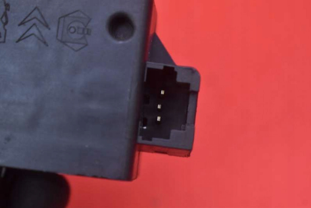 lock bonnet rear part boot 9652301980 CITROEN C4 1 and 3D 04-08