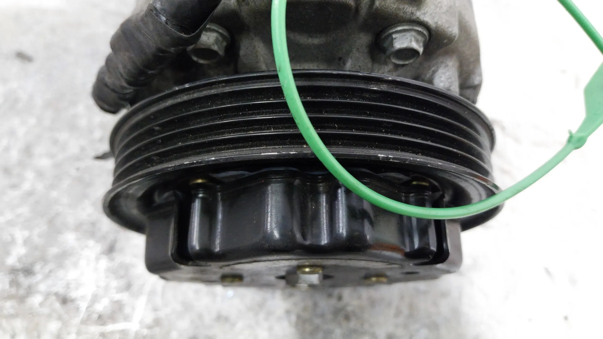 compressor compressor; of the air conditioning 8E0260805C AUDI A4 B6 2.5 TDI