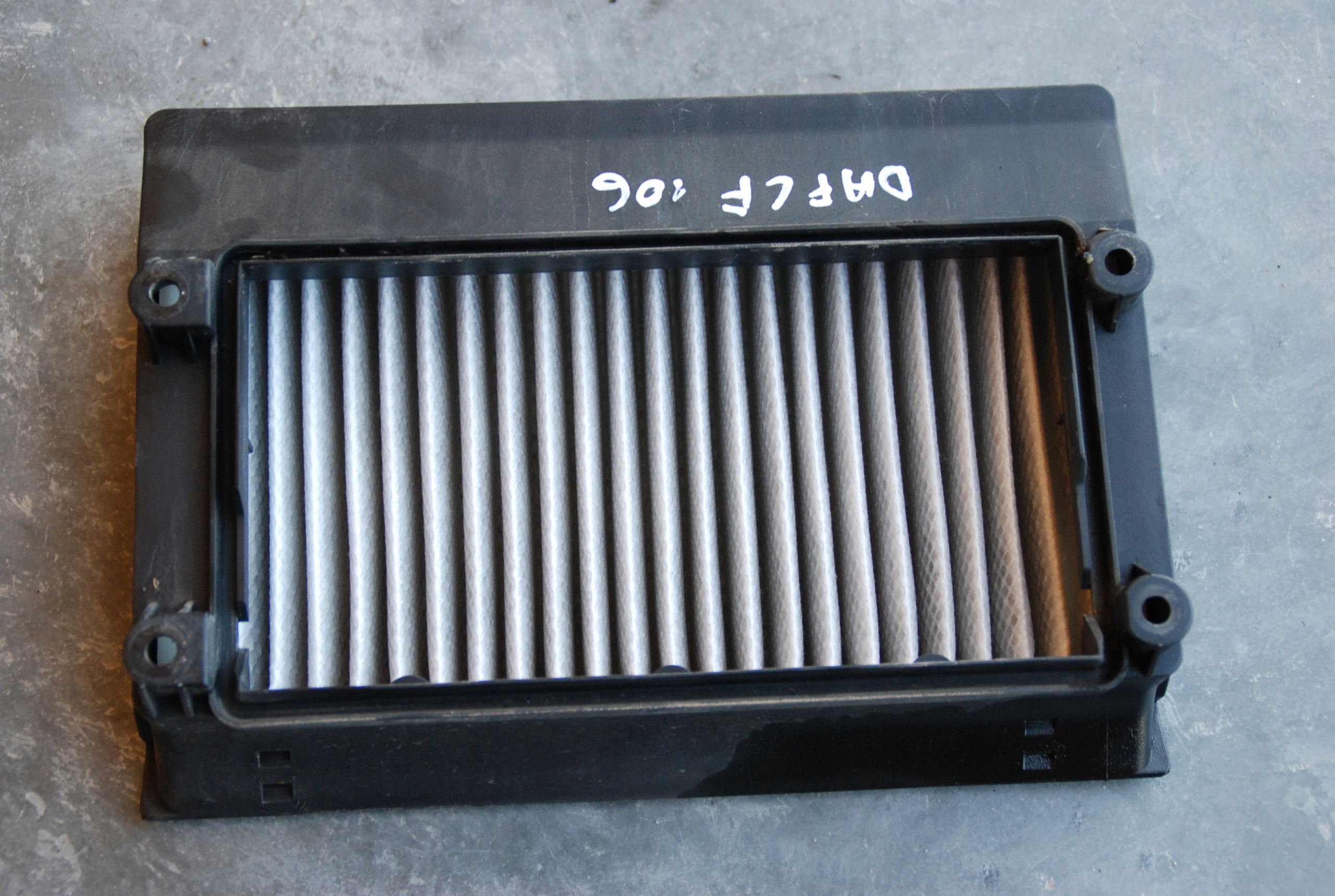 КОРПУС КРЫШКА САЛОННОГО ФИЛЬТРА DAF 106 XF CF