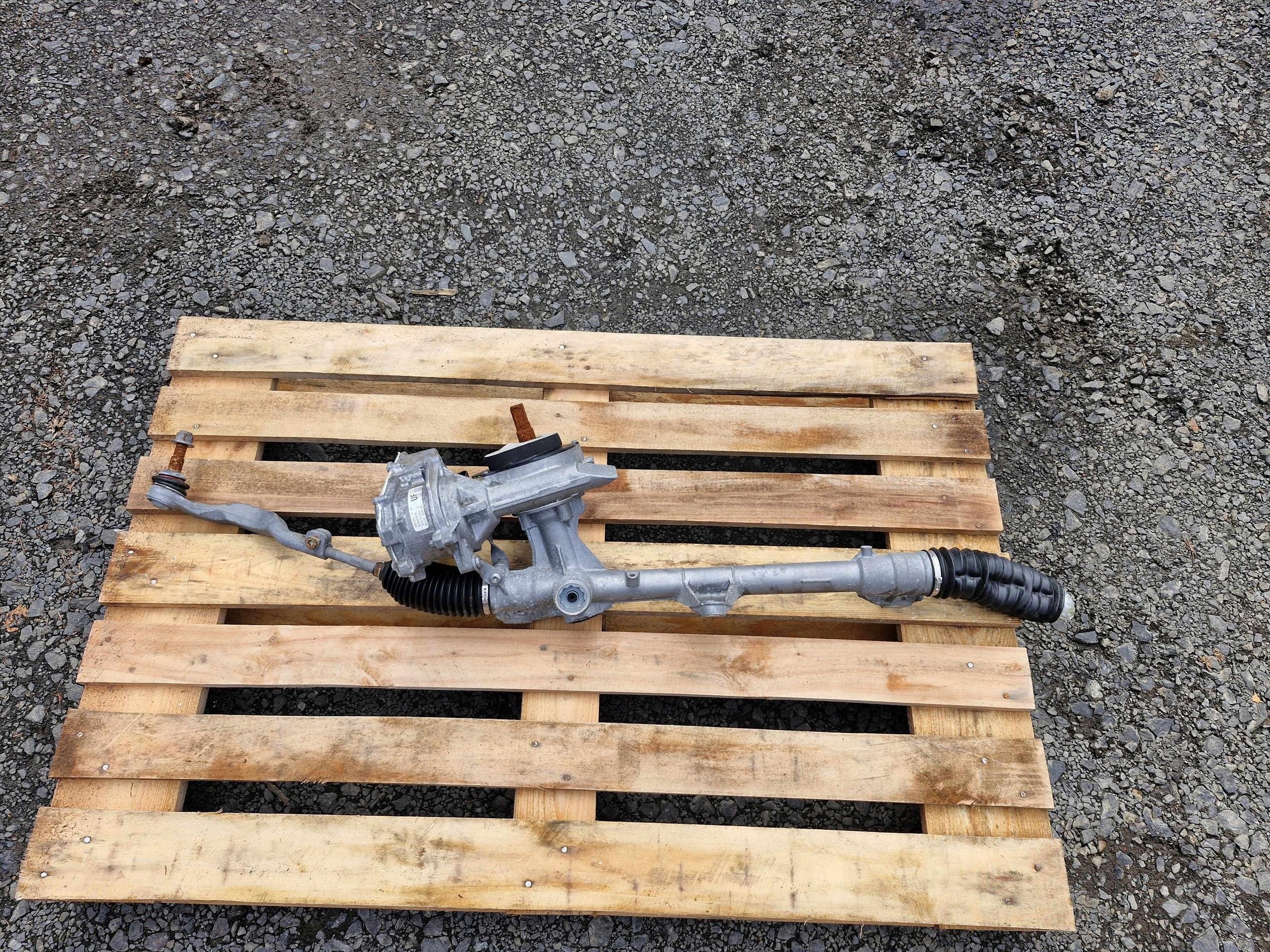 5A19846 BMW X1 F48 control drag rod servo steering