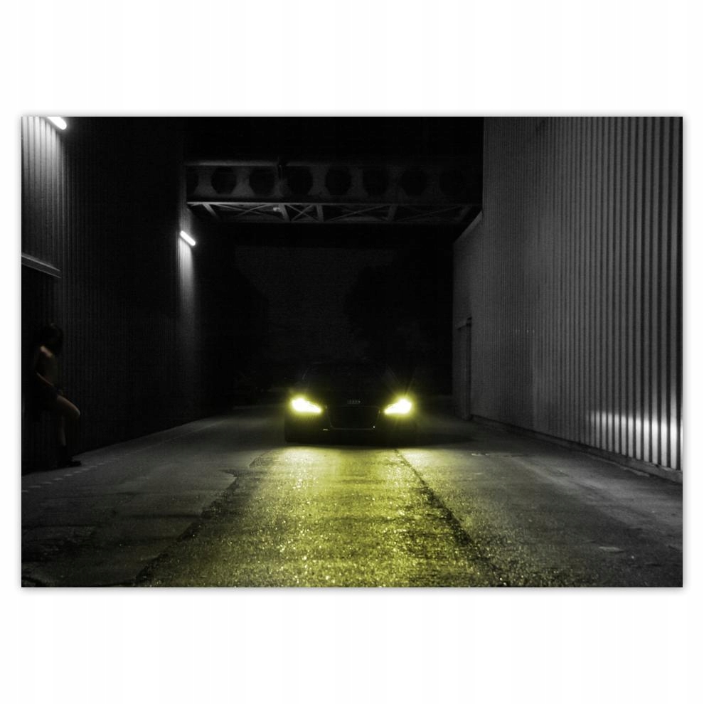 

Plakaty 70x50 Audi nocą Dziewczyna