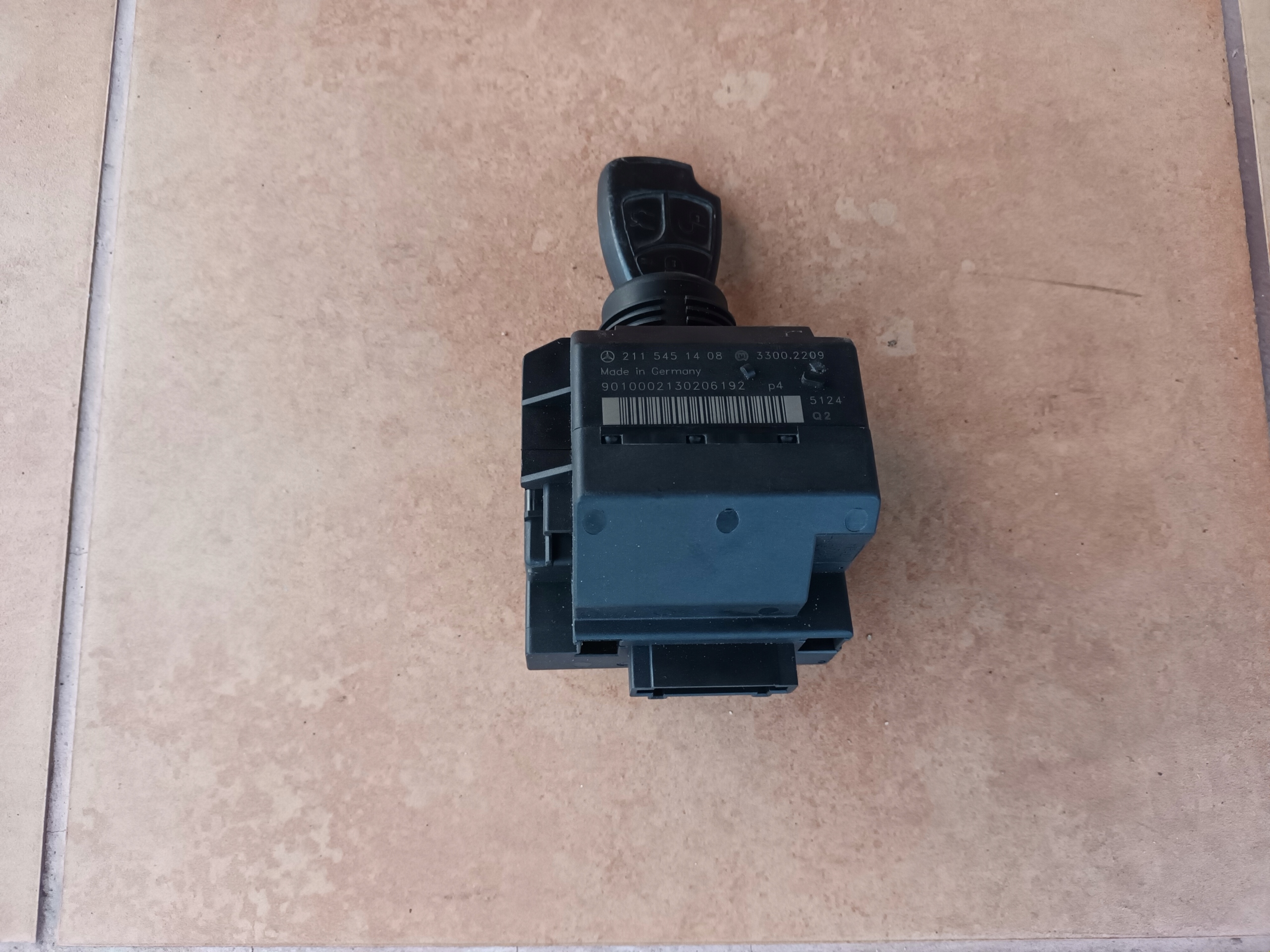 ignition key MERCEDES 2115451408