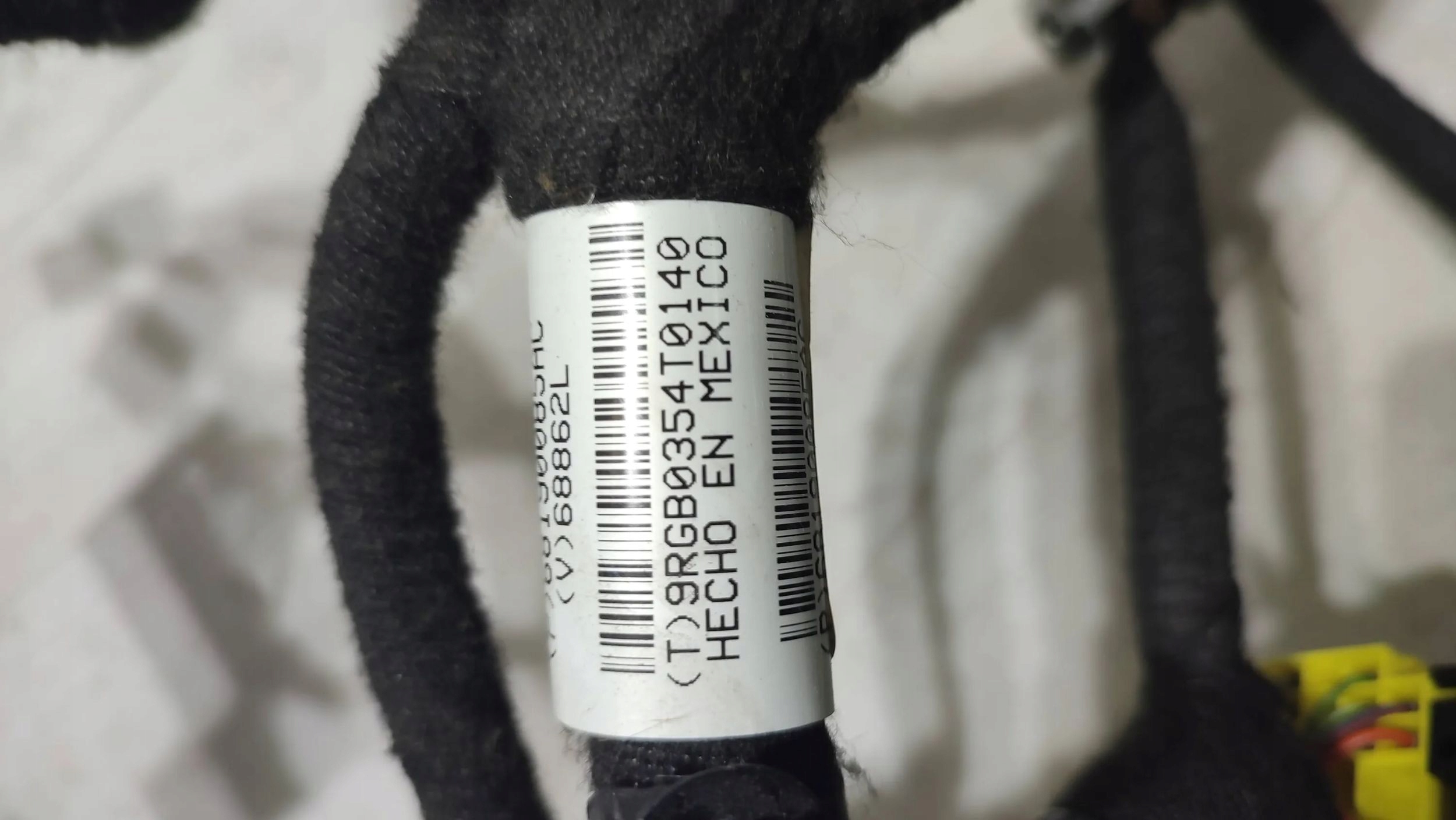 Jeep Cherokee 2015 front side left Inna bundle przewodow seat