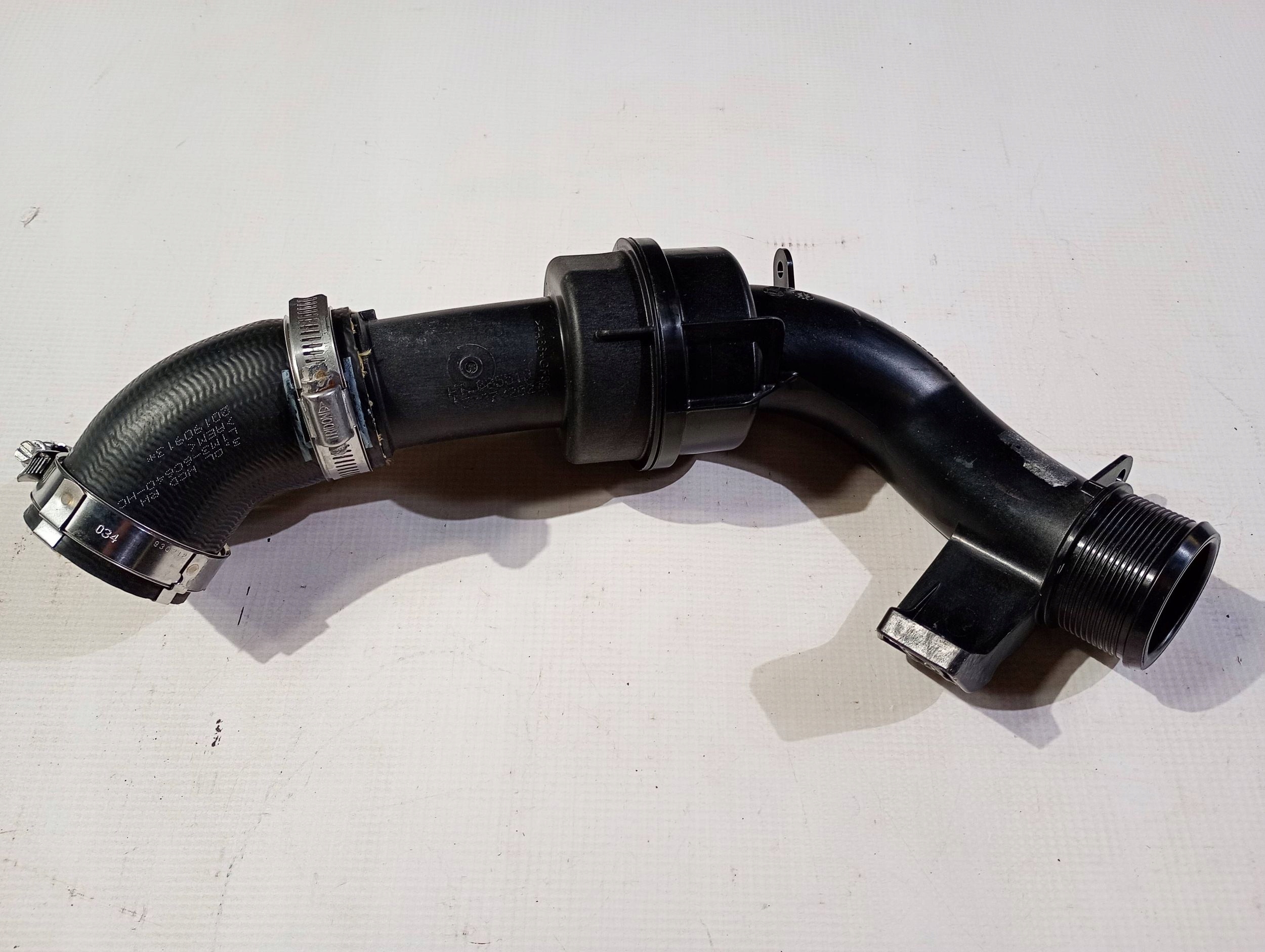 rohr Schlauch Rohr dolot filter luft Ford Explorer VI 3.0 ST 2020