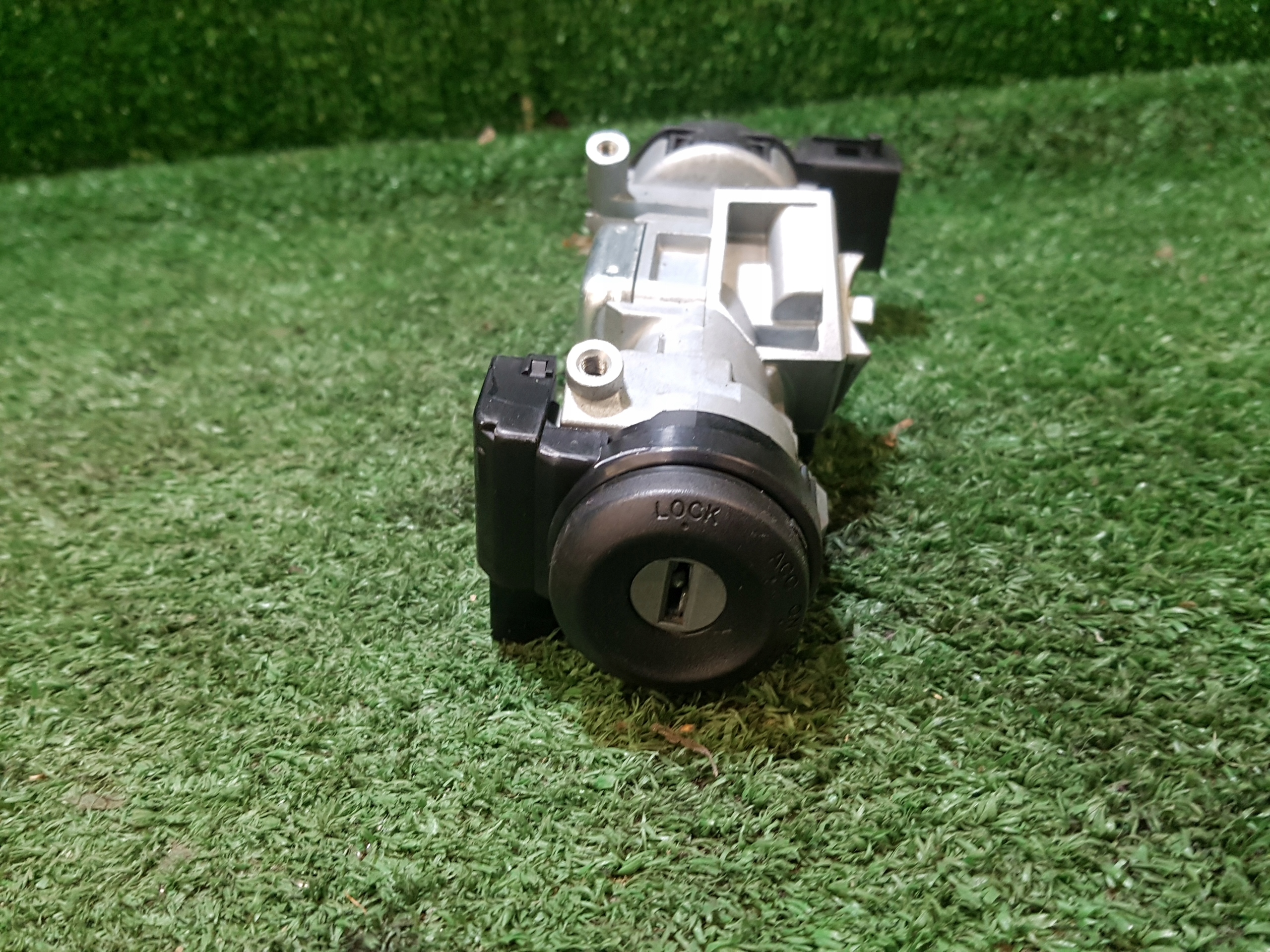 ignition Z KLUCZYKIEM MAZDA 3 II 3M51-3F880-AD
