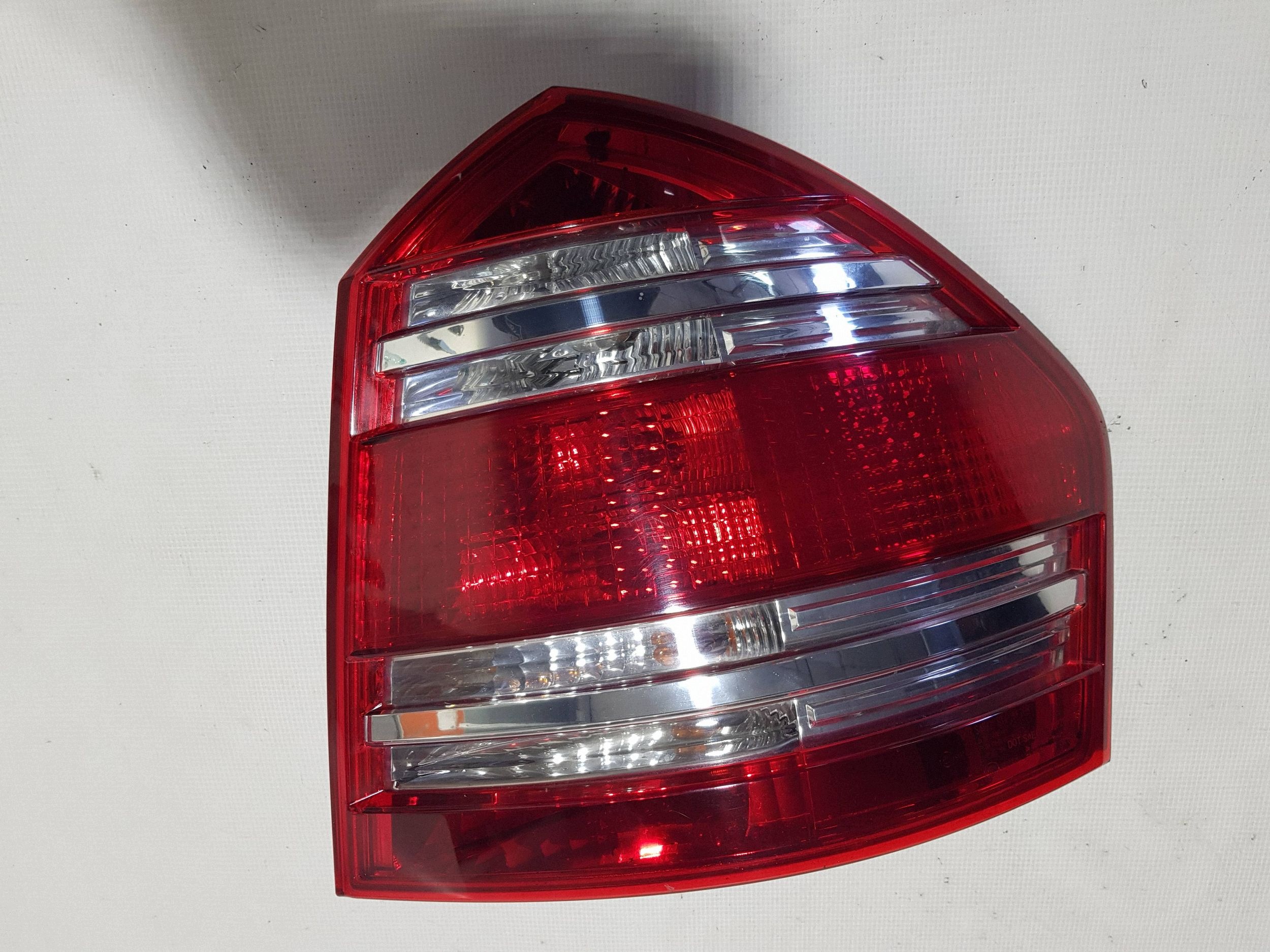 light right rear part rear MERCEDES GL X164 A1648204264
