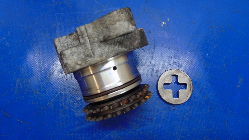 NAPED Support Support plaque POMPY Direction assistée MITSUBISHI FUSO CANTER 3.0D
