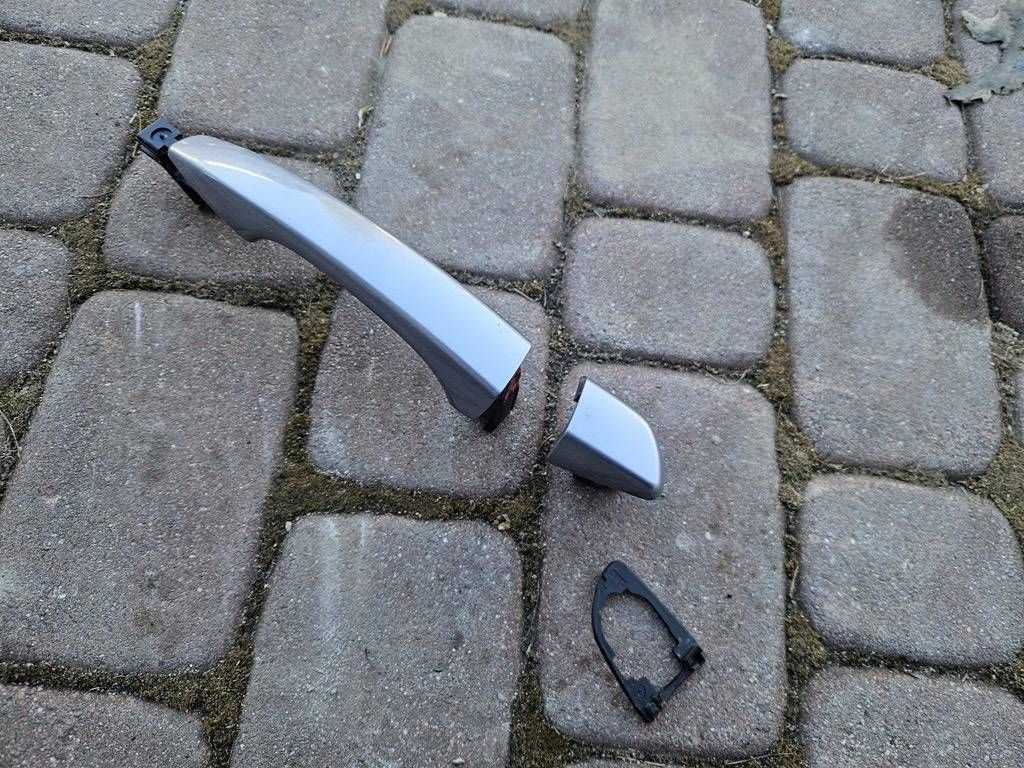 handle door rear part rear grey right KCA + pad Opel Mokka B 9686895877