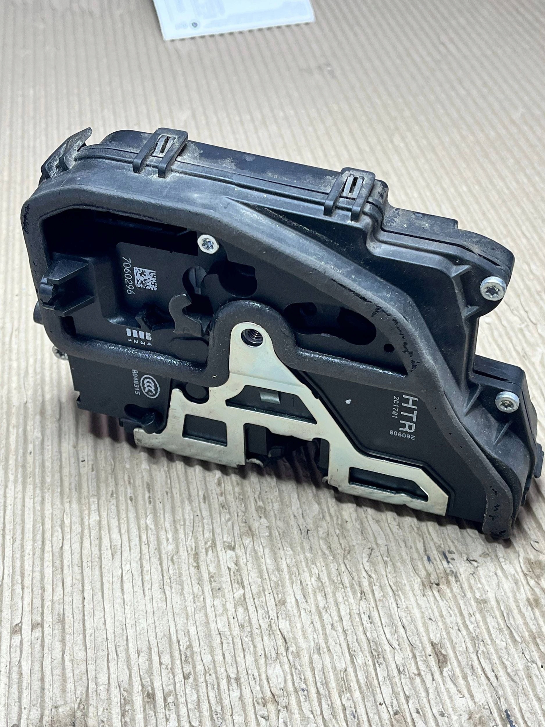 lock door tylnych BMW 3 E46 7060296