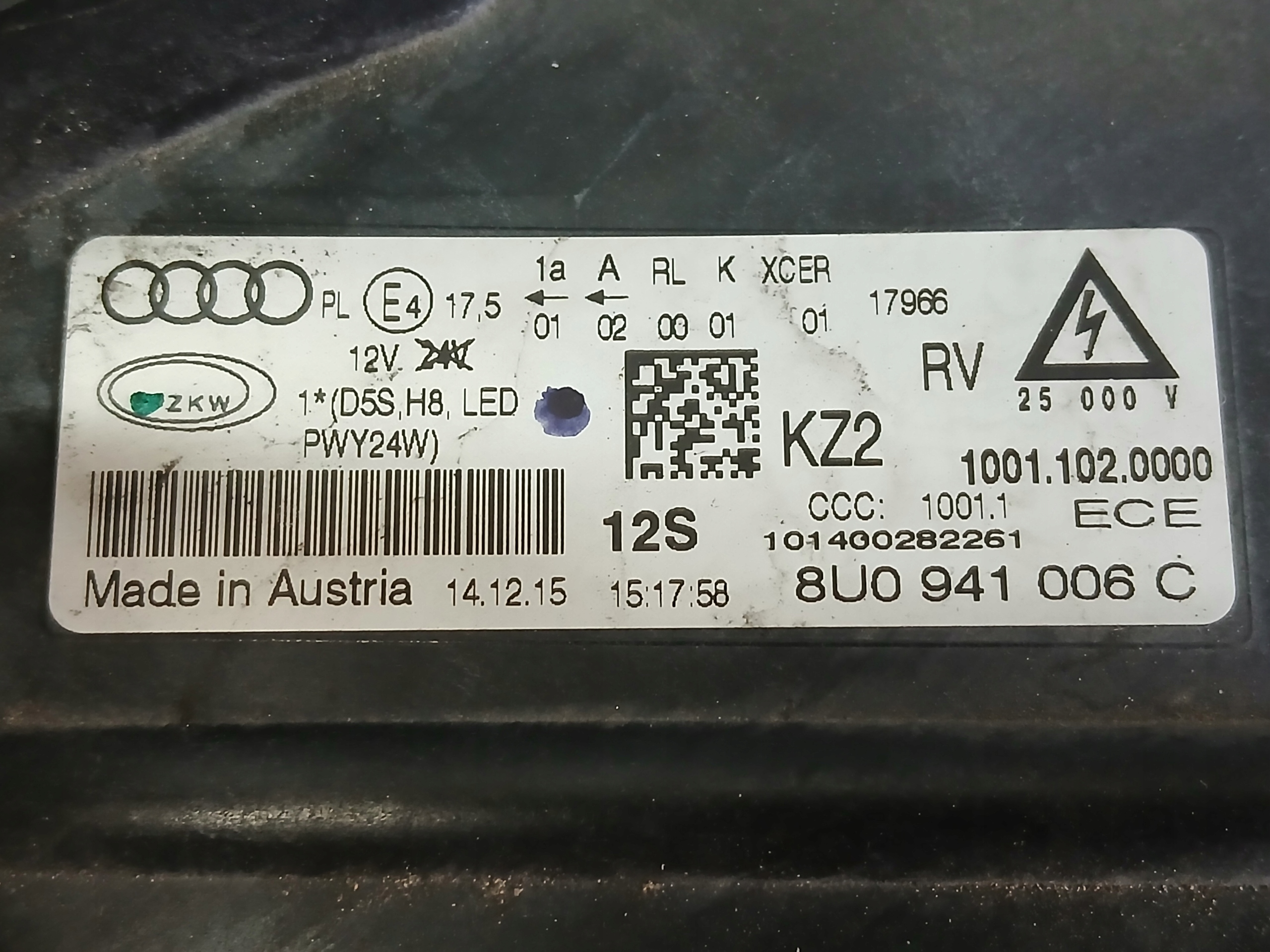 light front right AUDI Q3 8U XENON LED LIFT 8U0941006C