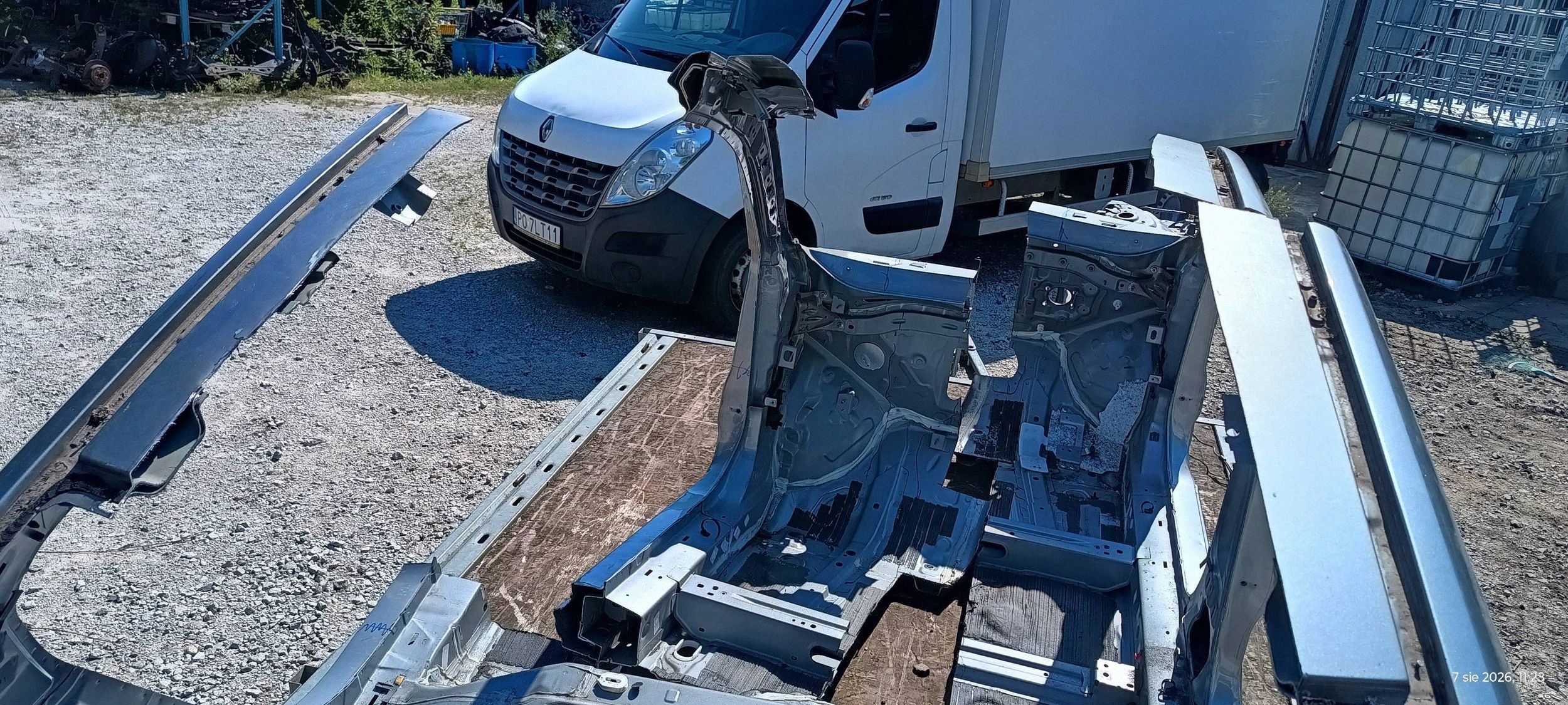 MAZDA 6 III GJ quarter front front left DUZA 2013