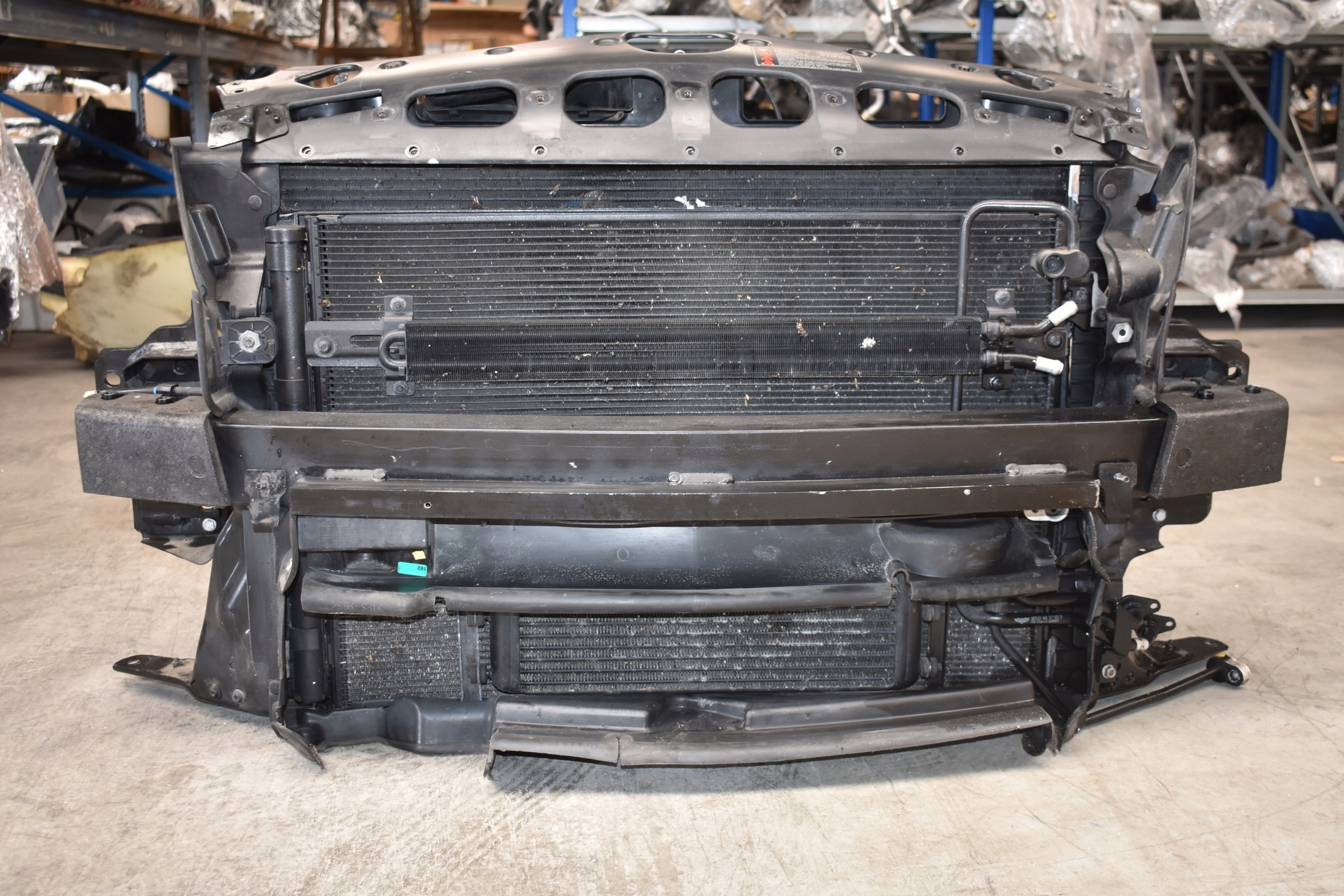 IDEALNY front panel, wall radiator fan BENTLEY FLYING SPUR 6.0 16R. 1