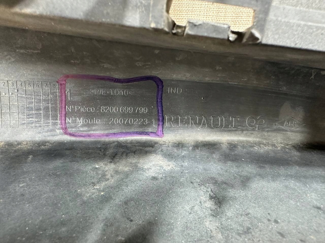 RENAULT THALIA II 2008-2013 bumper front 8200699799