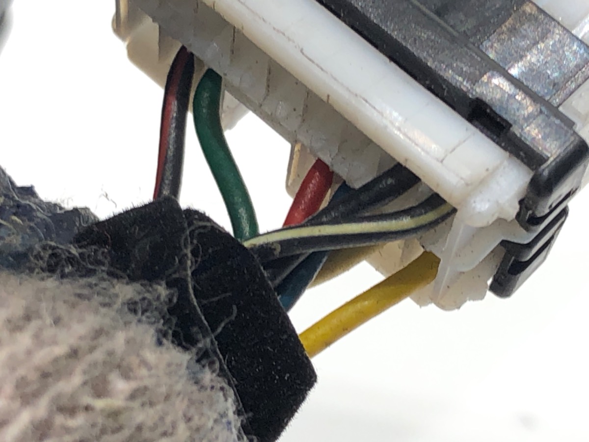 зеркало правое Hyundai i40 универсал