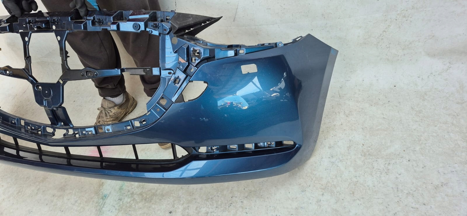 MAZDA 2 III LIFT 19-23 bumper front front washer