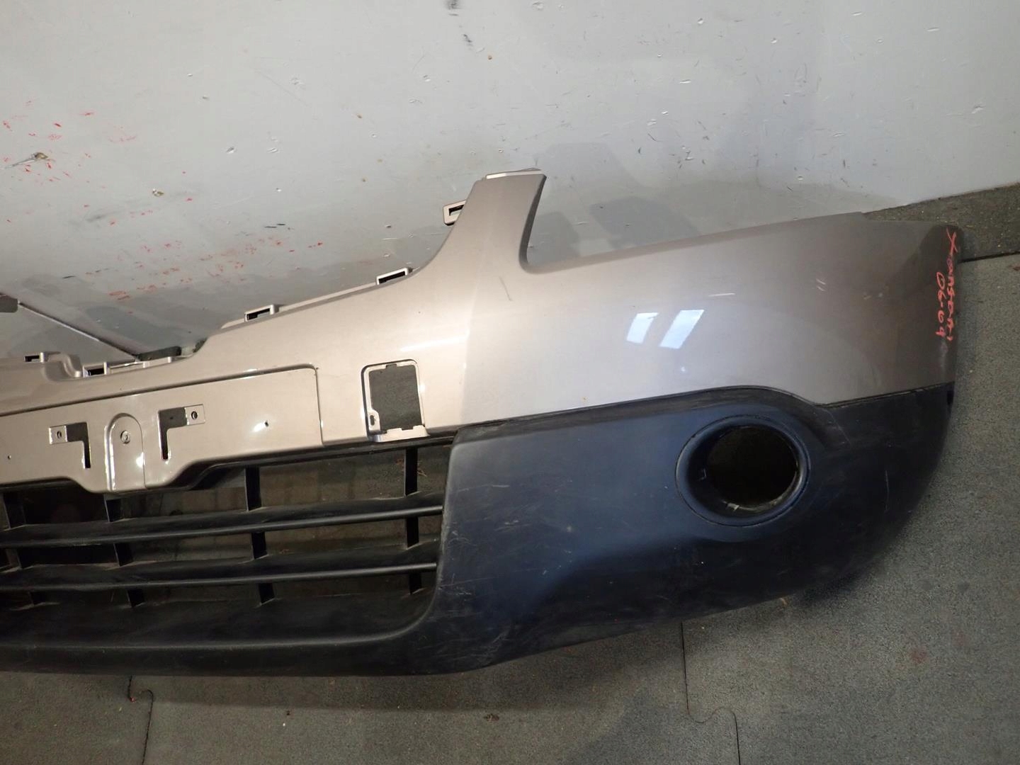 bumper front front NISSAN QASHQAI J10 2006-2009 62022-JD00H
