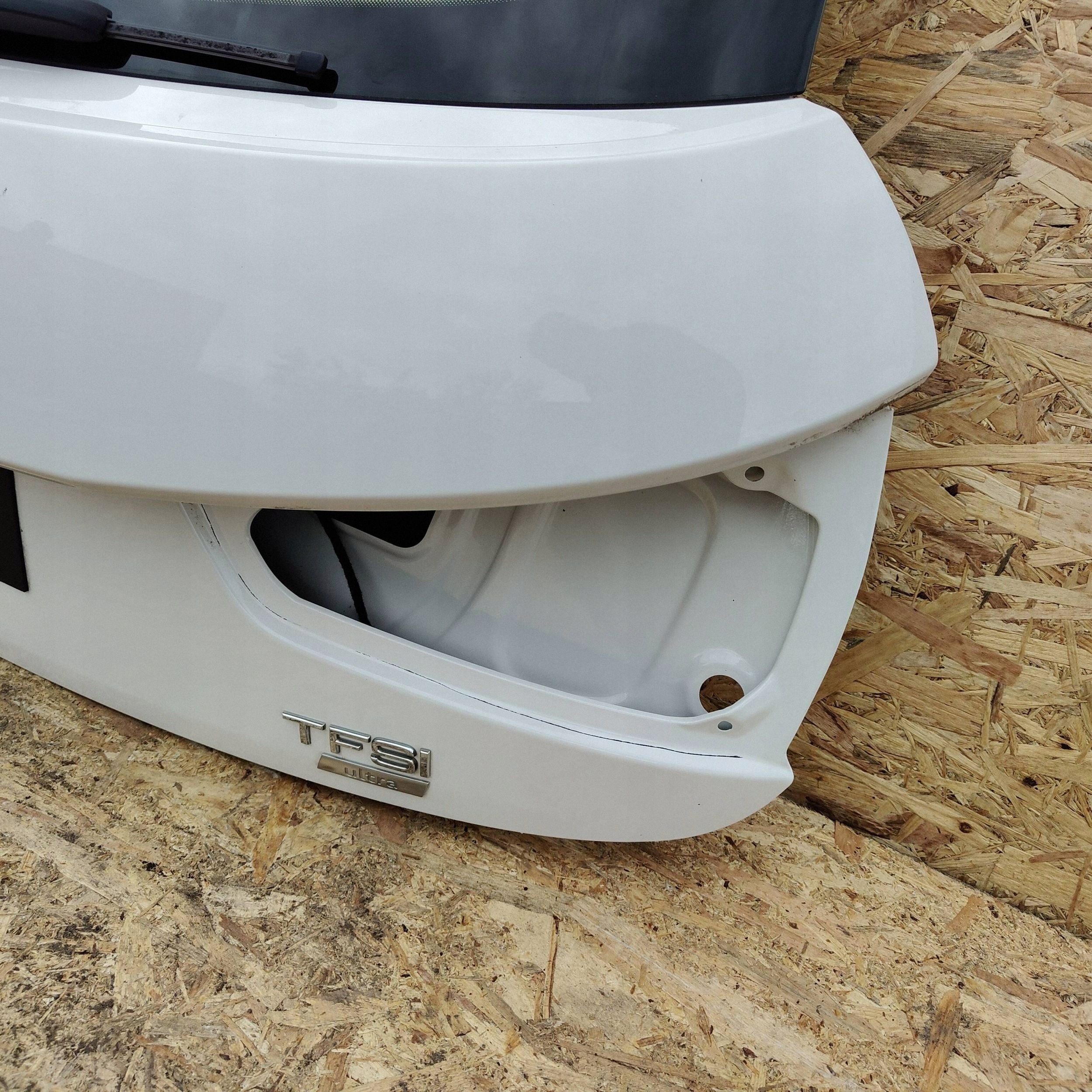 Audi A1 8x sportback 4D trunk door boot ly9k