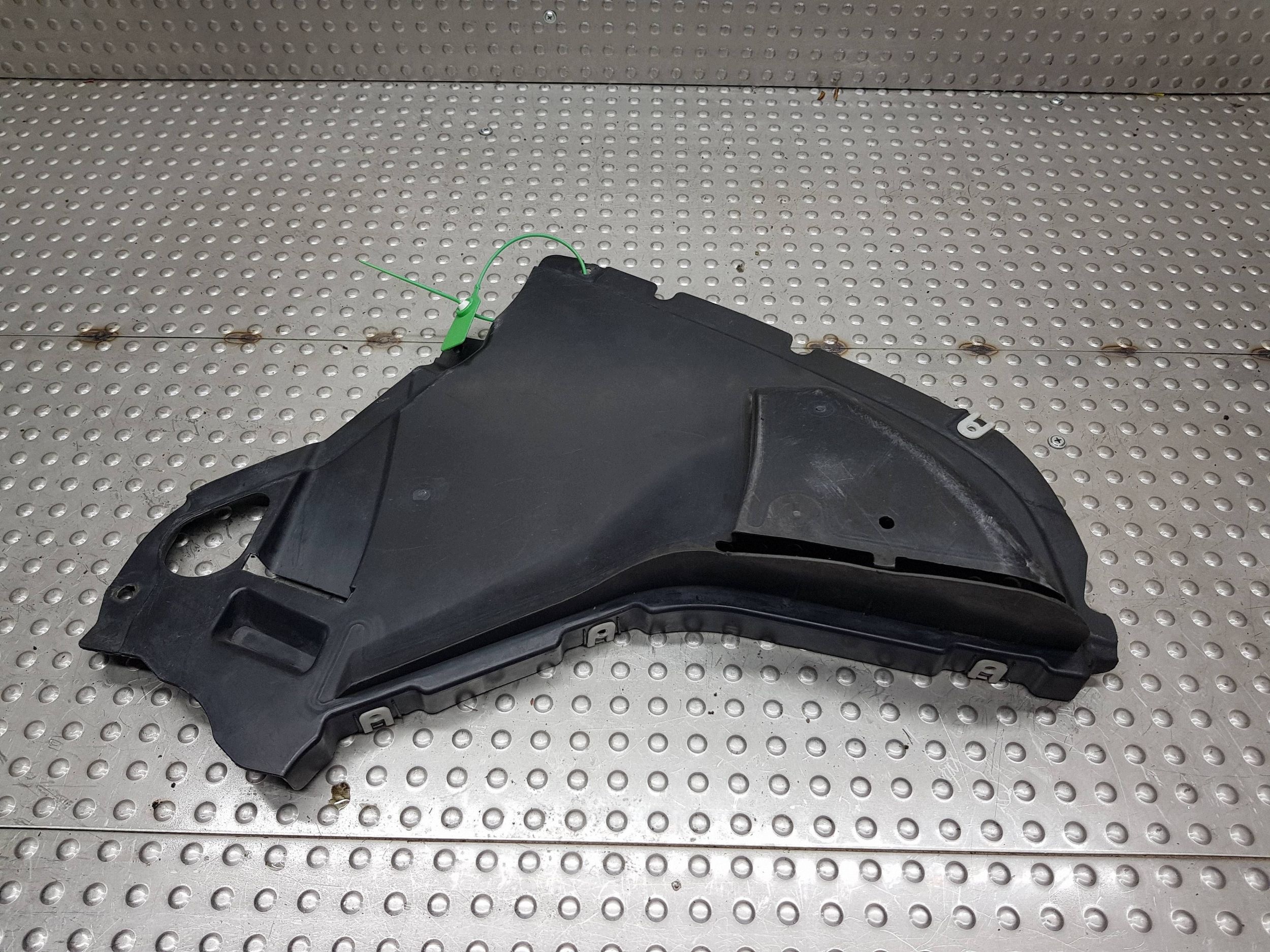 TROJKAT mudguard left front 7347023 BMW 7 G11 G12