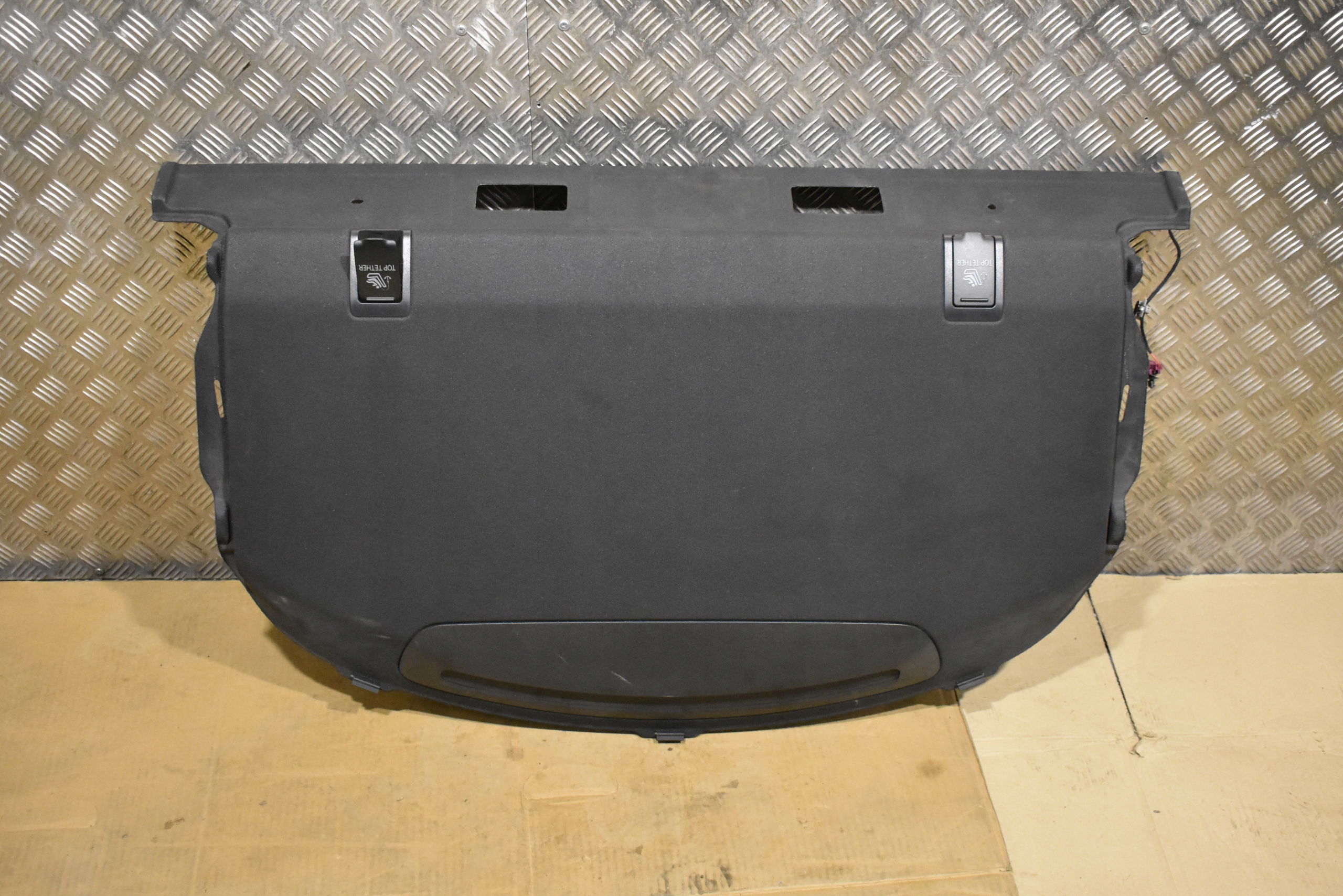 IDEALNA plato rear MERCEDES W205 1