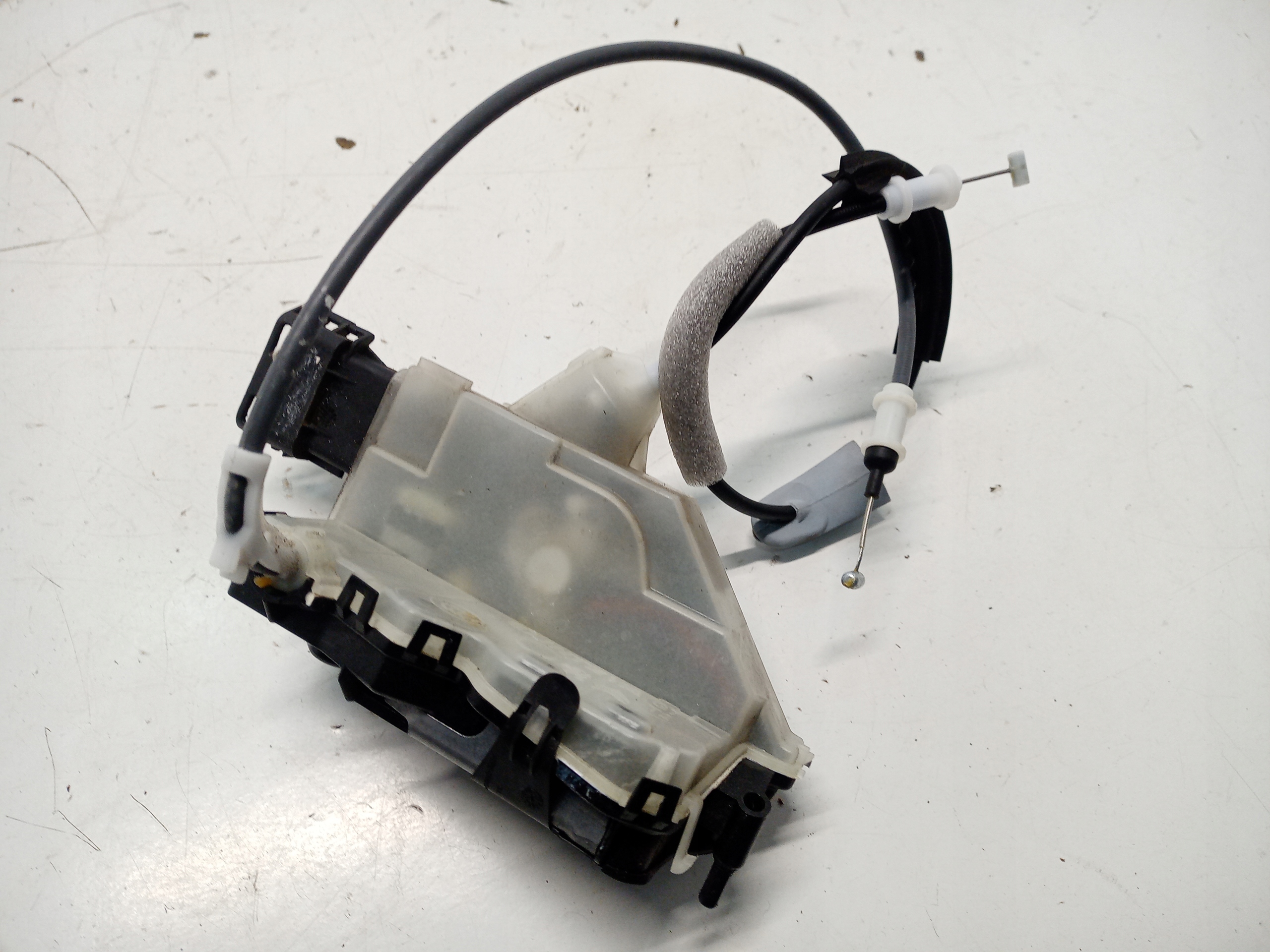 ZAMEK DRZWI LEWY TYŁ CITROEN C3 III