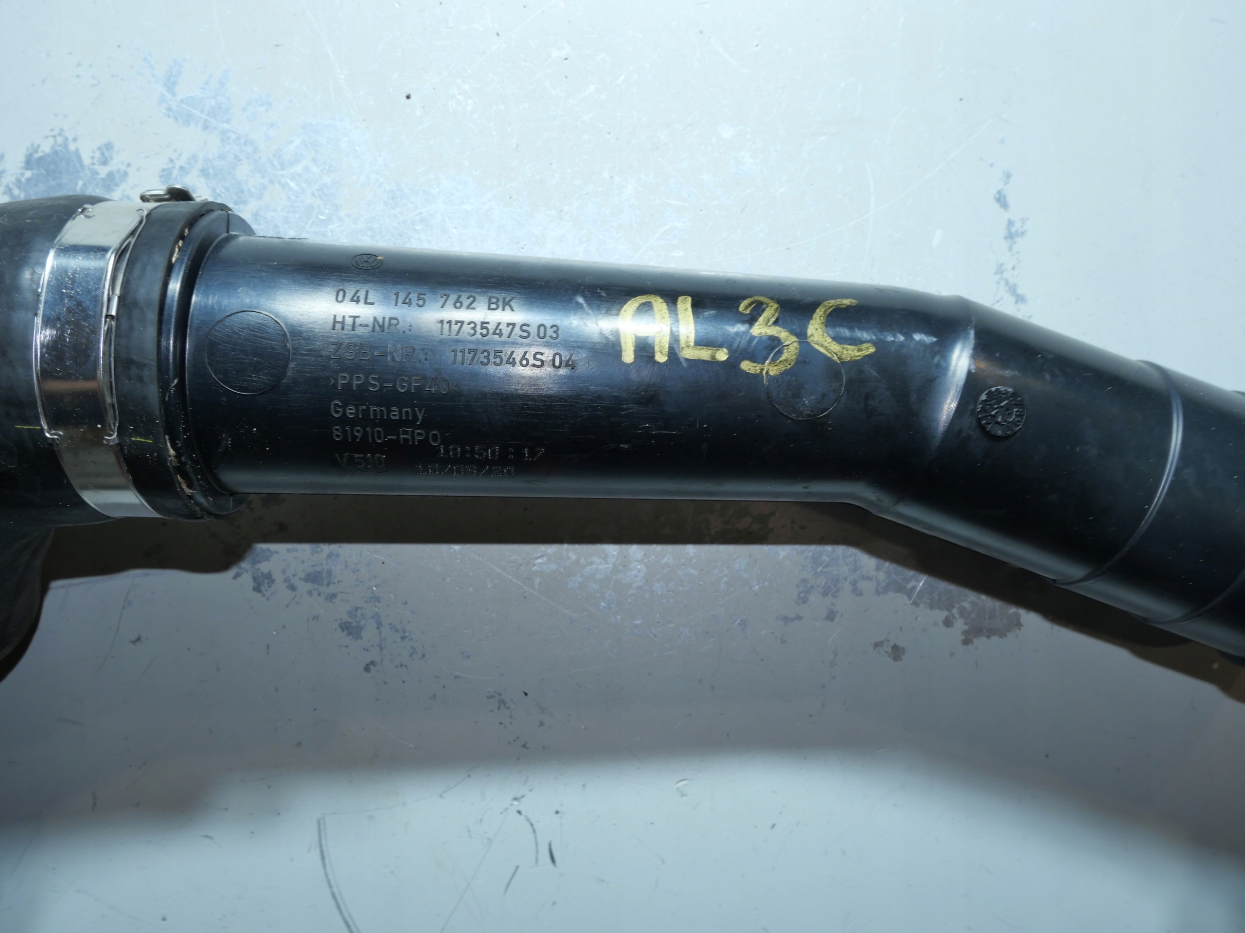 trouba intercoolera VW T6 04L145762BK