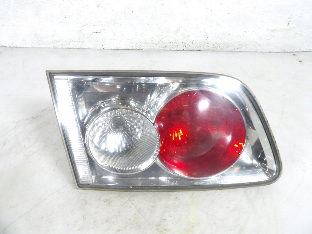 light left rear W KLAPIE MAZDA 6 and 226-61974