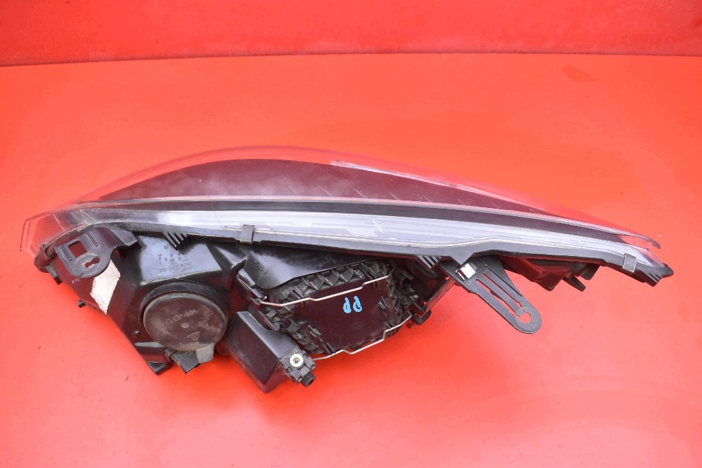 REFLEKTOR right light front EU RENAULT MEGANE 3 III 08-14