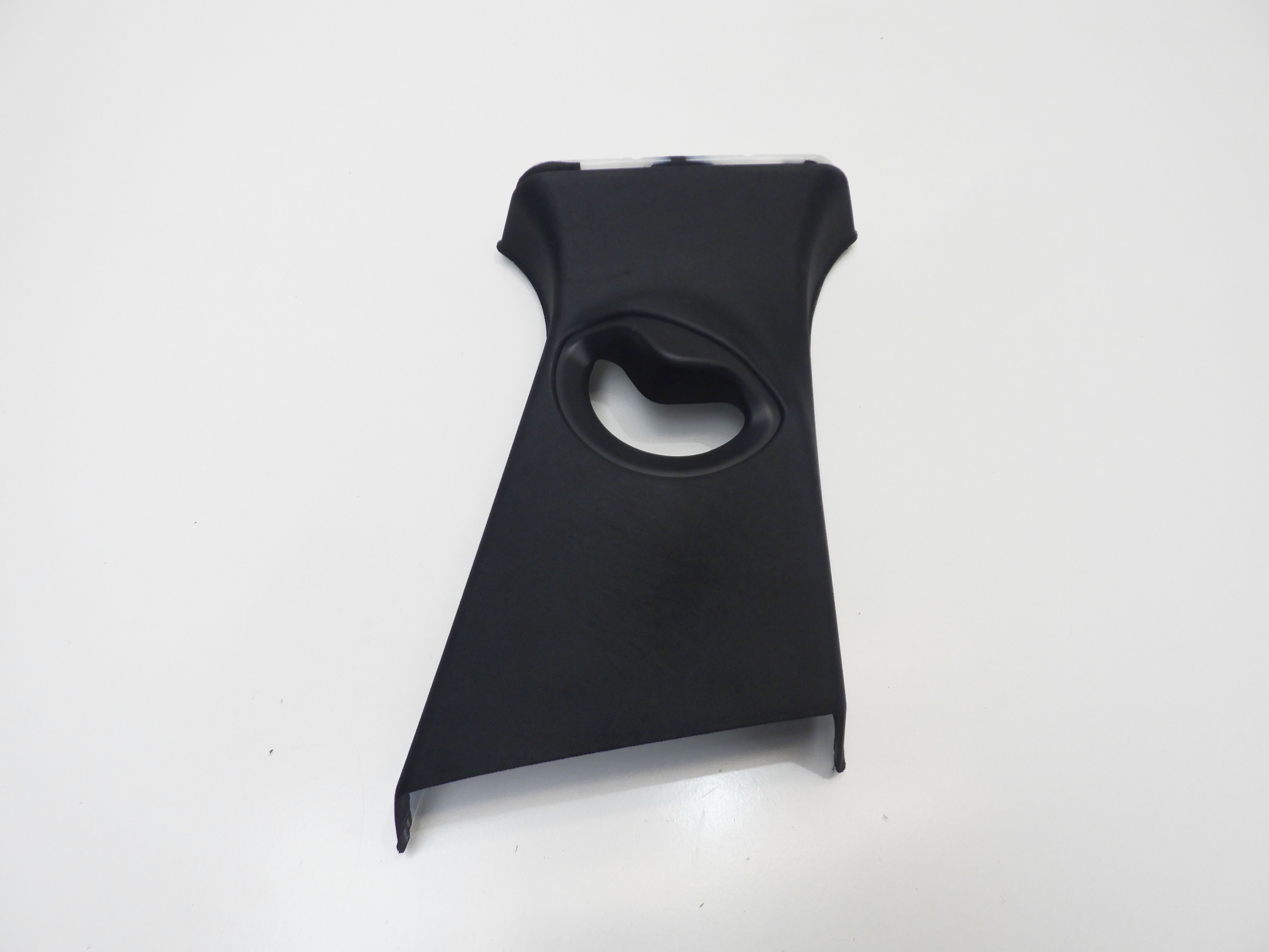 7475550 - BMW F44 GRAN COUPE обшивка центральной стойки П