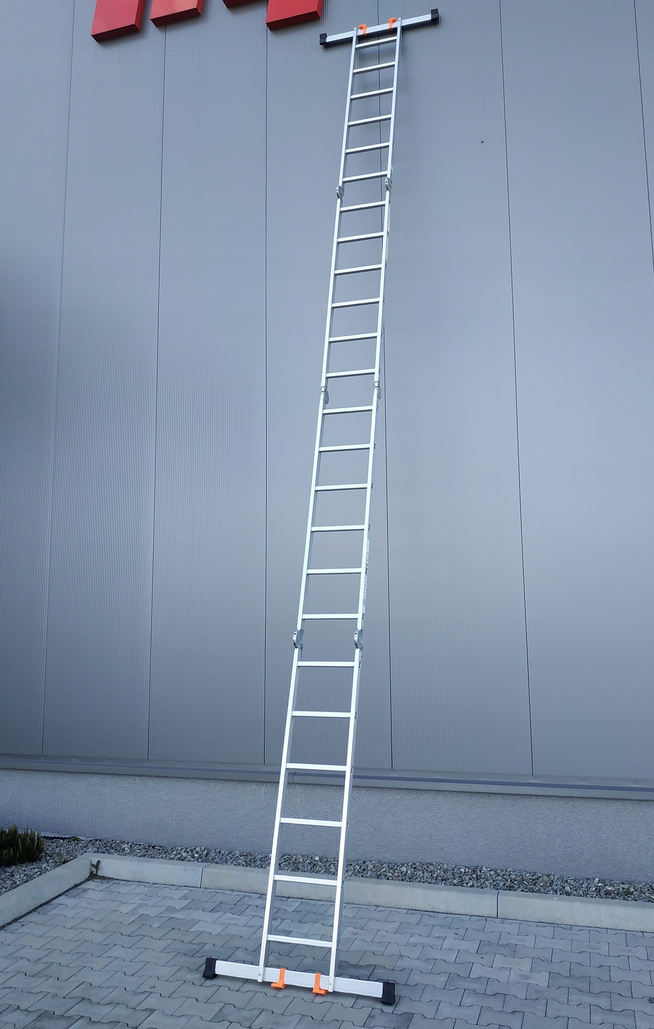 DRABINA PRZEGUBOWA 4x6 PROFESJONALNA 684 CM Materiał aluminium