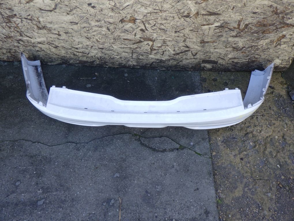FORD FOCUS MK3 KOMBI ST 10- without PDC bumper rear rear part