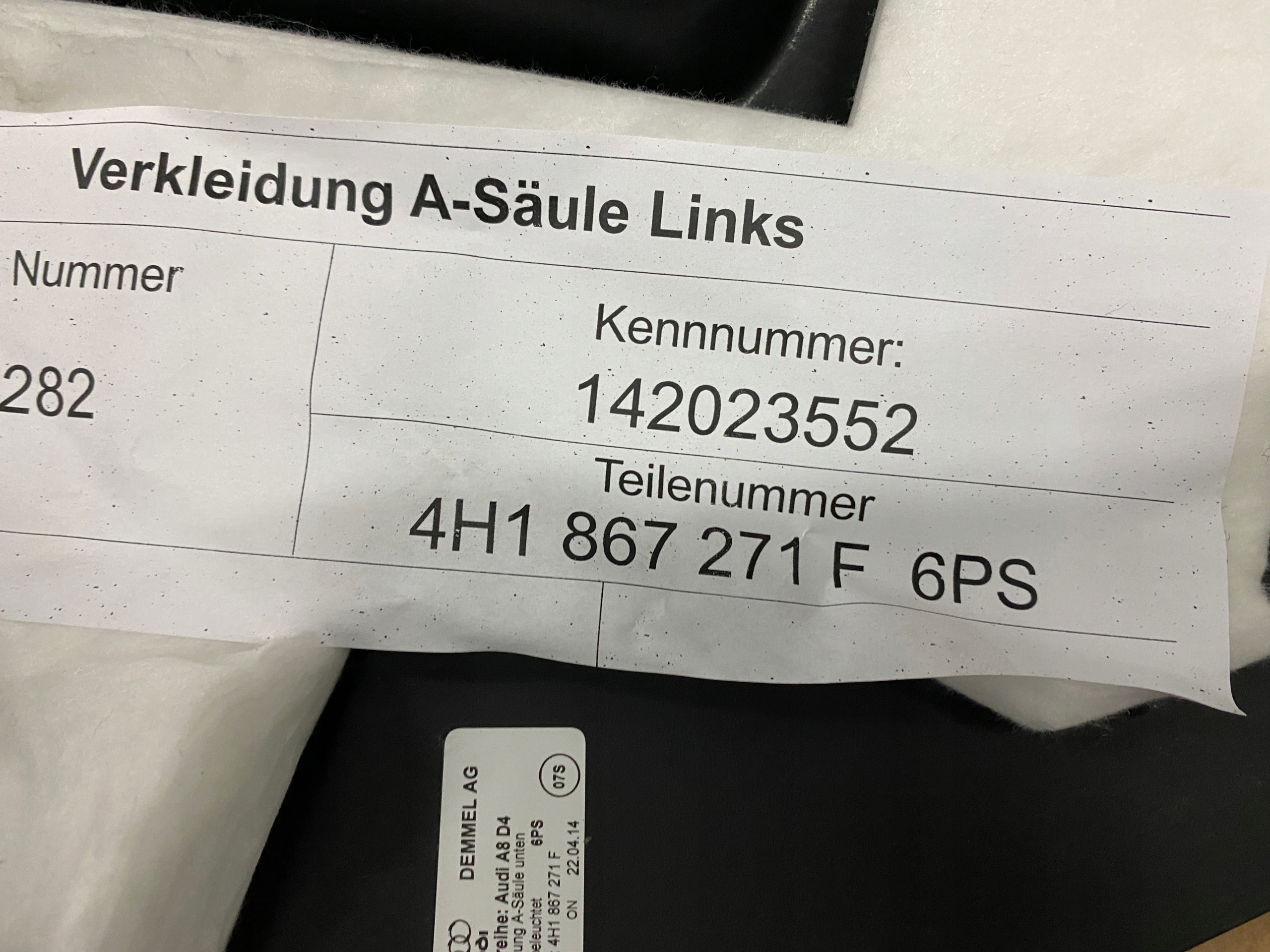 AUDI A8 4H moulding threshold left front PODSWIETLANA