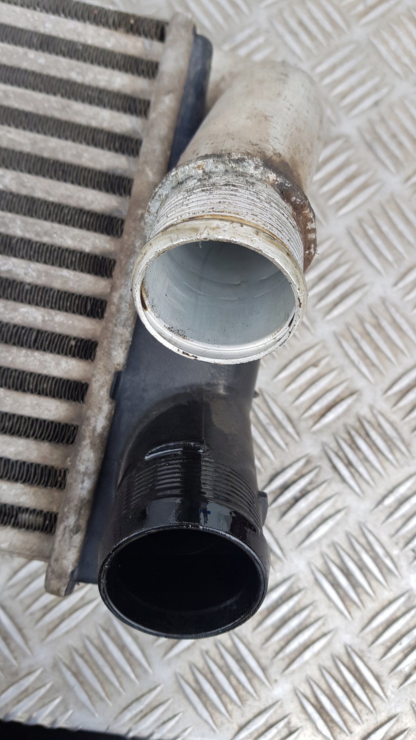 AUDI A6 C6 3.0 tdi radiator intercooler