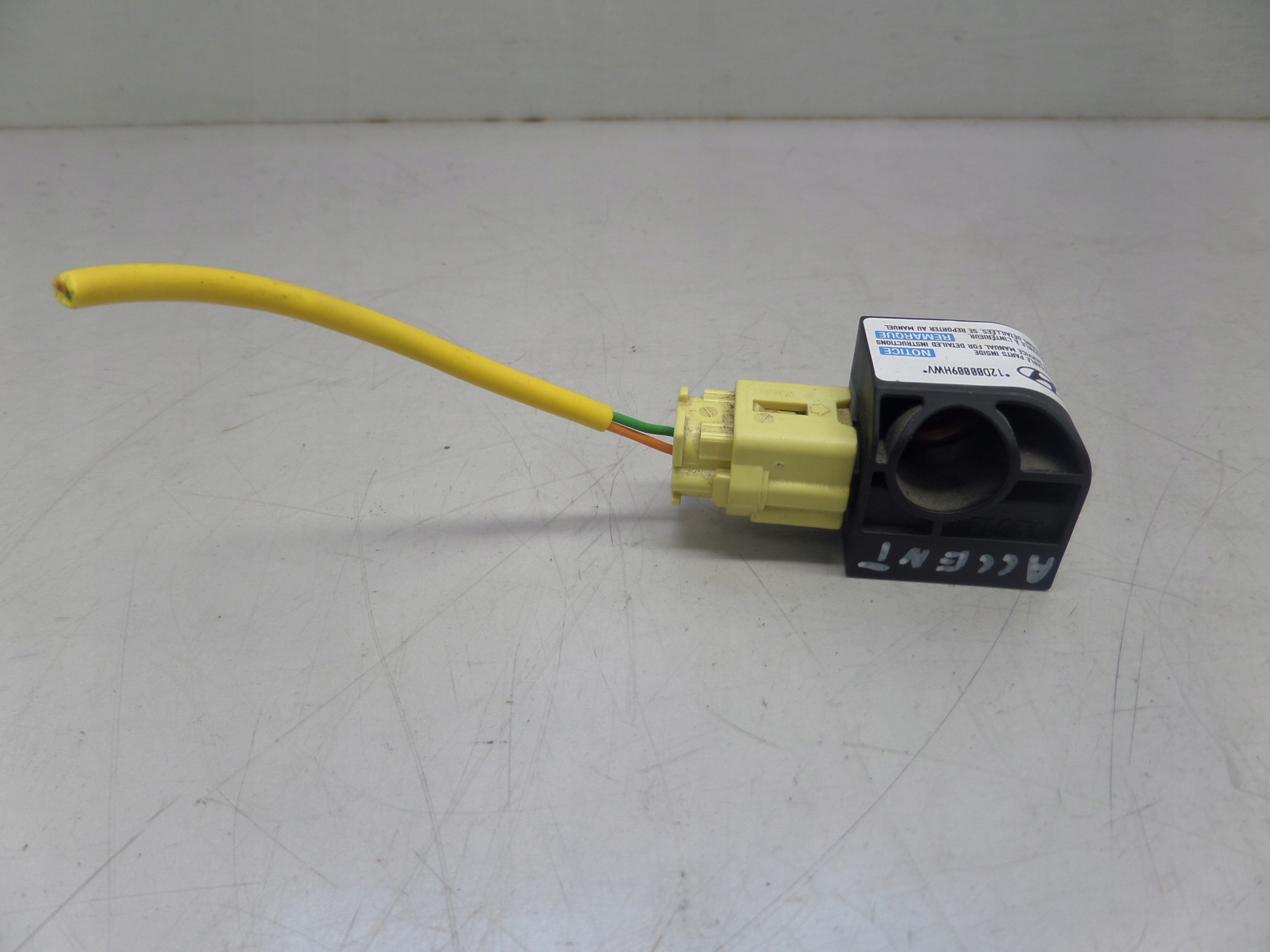 Crashsensor Drucksensor HYUNDAI ACCENT II 03-05 95920-25200