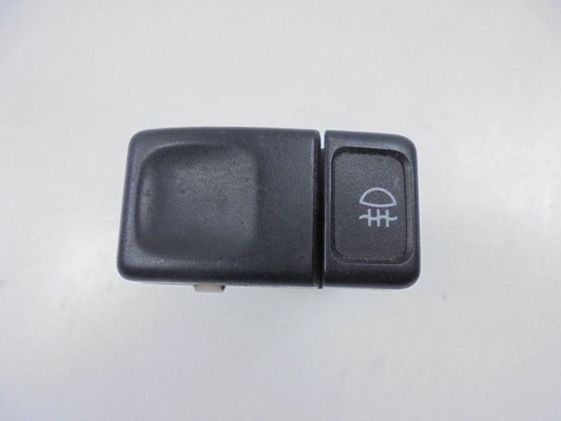 VOLVO S90 96-98 ПЕРЕМИКАЧ ПРОТИТУМАННІ 9442093