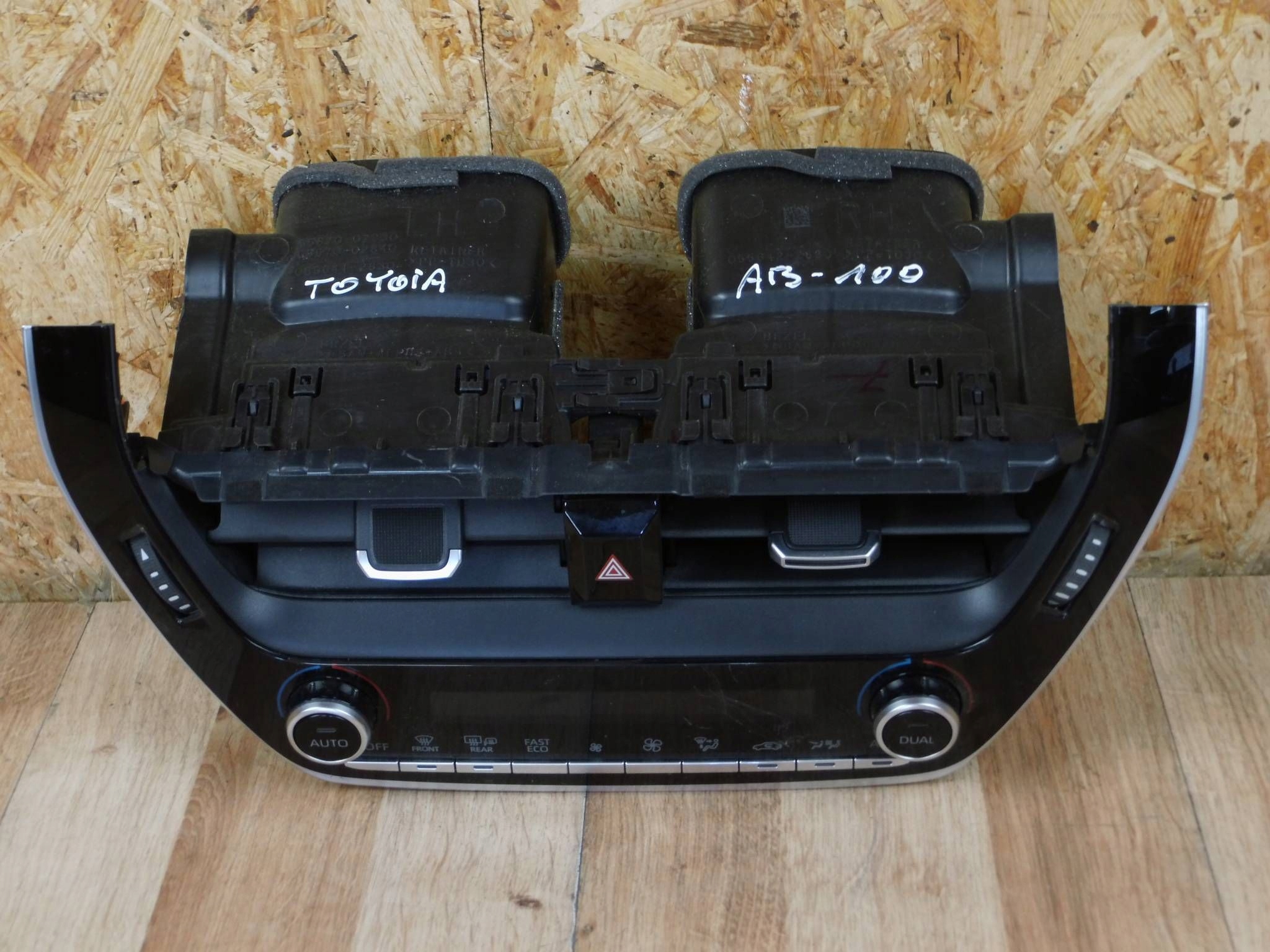 Toyota Corolla E21 panel Bedienteil klimaanlage kratki des lüfters klimy