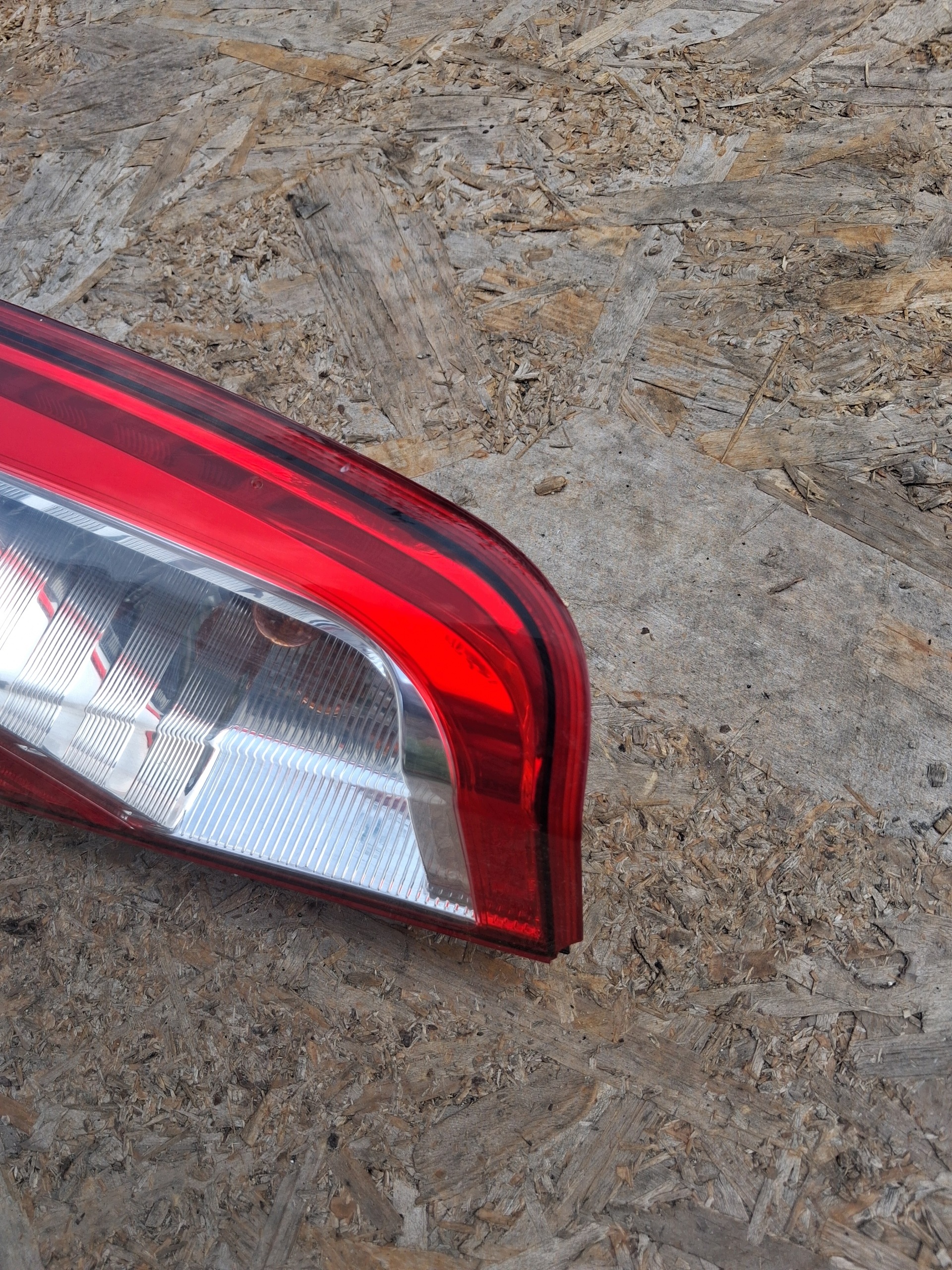 light left rear part left rear RENAULT MASTER III MOVANO B 10- 265550023R