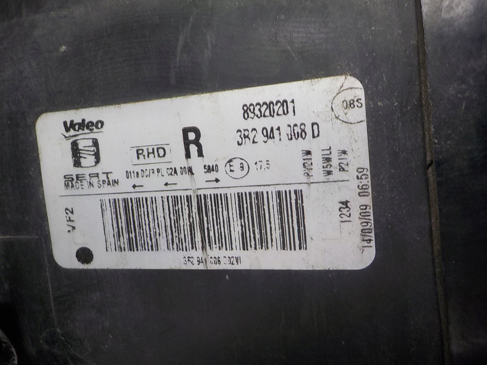 SEAT EXEO XENON light right front front UK 3R2941008D 89320201