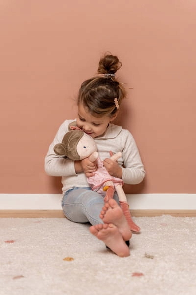 LALKA SZMACIANKA ROSA 50 CM LITTLE DUTCH Minimalny wiek dziecka 2
