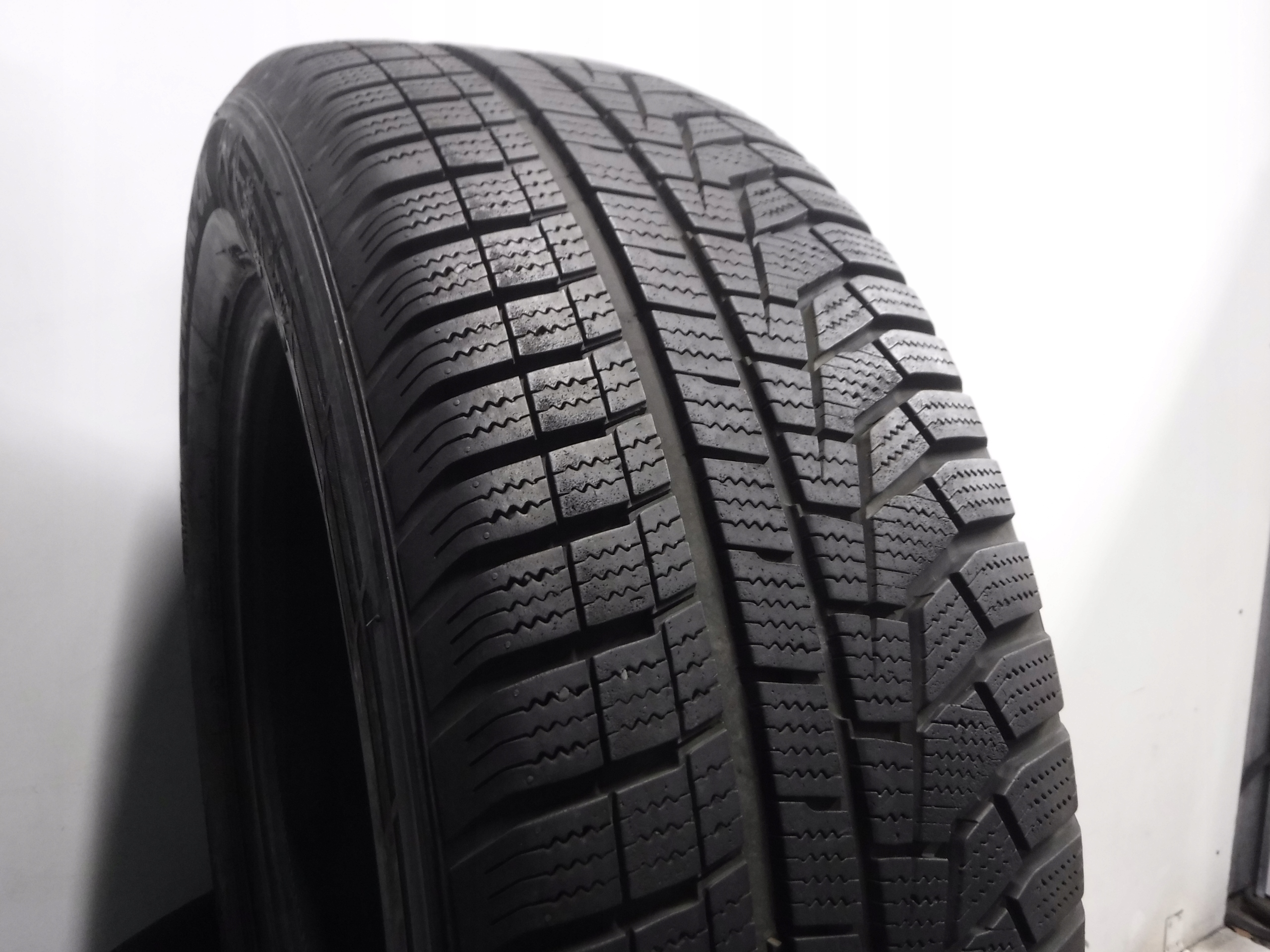 OPONY ZIMOWE HANKOOK WINTER I*CEPT EVO2 225/60/17 99H M+S Marka Hankook