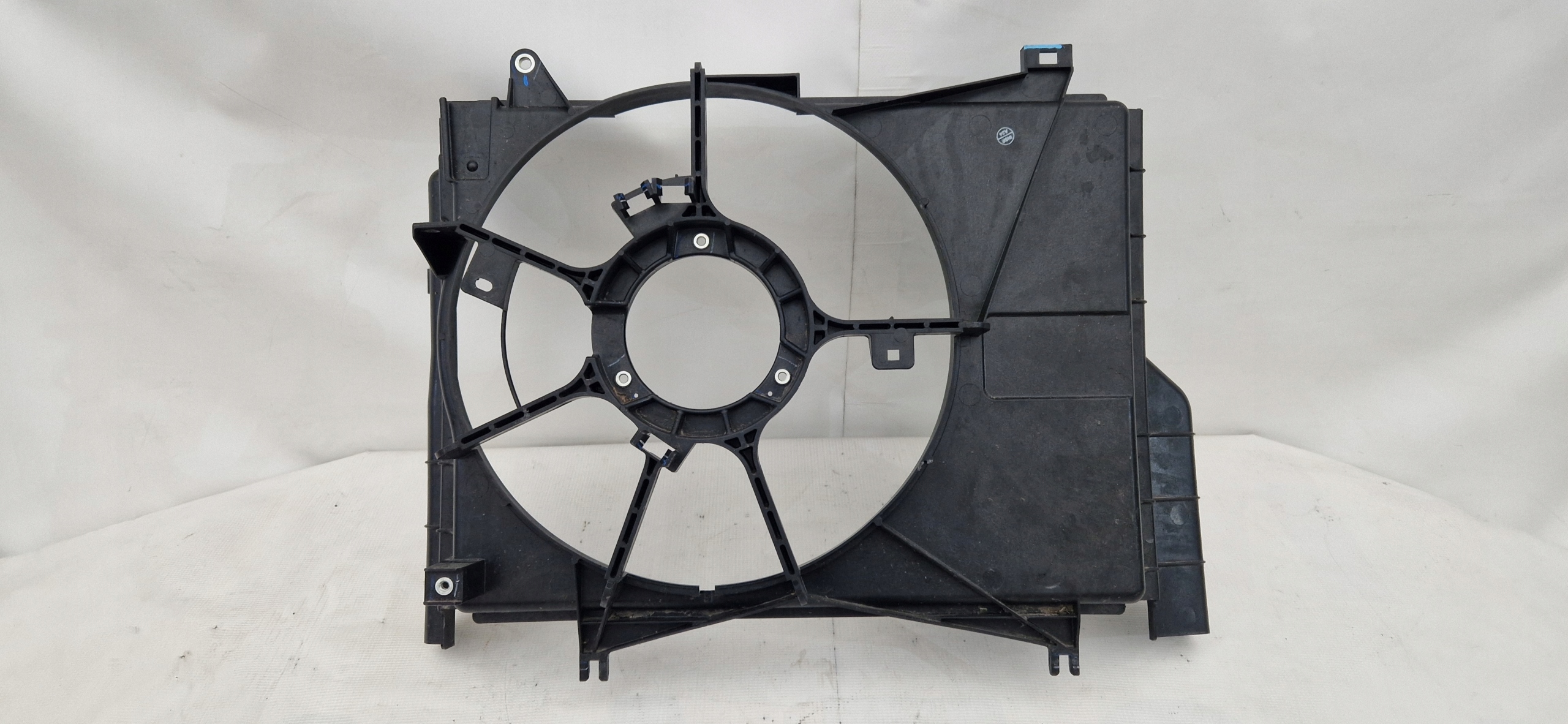 MITSUBISHI SPACE STAR III 3 КОРПУС ВЕНТИЛЯТОРА