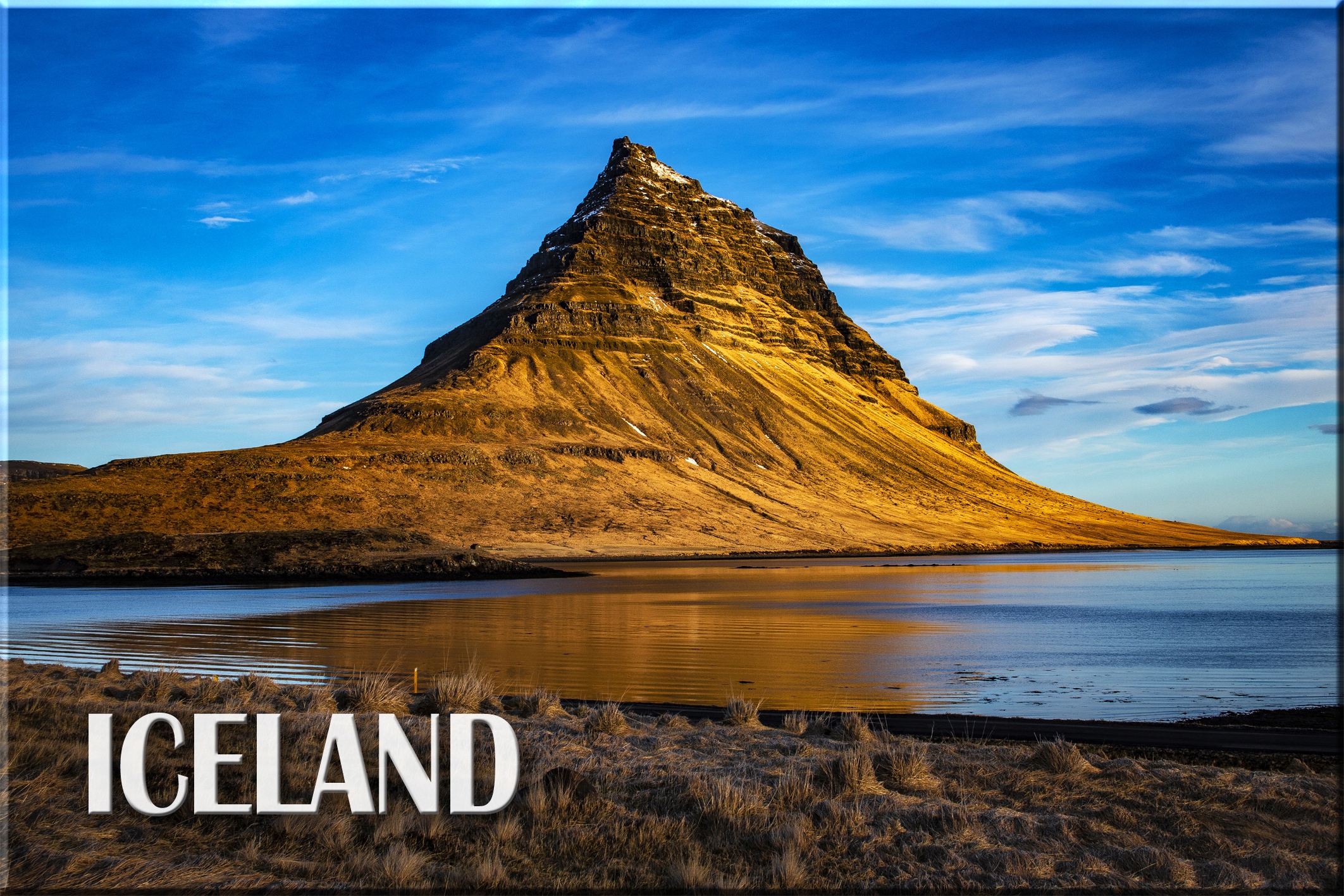 ISLANDIA GÓRA KIRKJUFELL KRAJOBRAZ MAGNES MAGNESY NA LODÓWKĘ 09