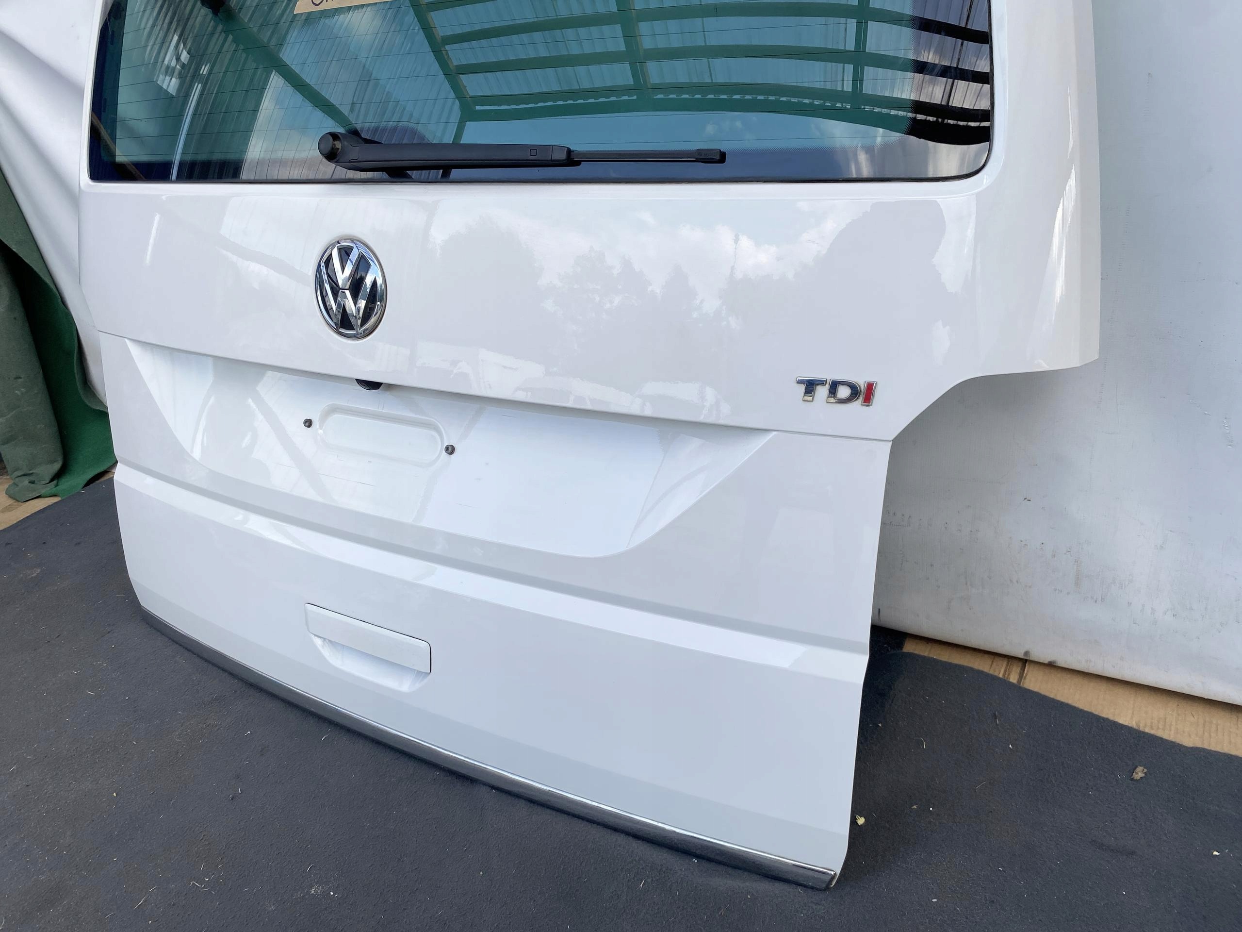 VW TRANSPORTER T6 MULTIVAN 15- boot doors BIALA ORYG LAKIER KAMERA reversing
