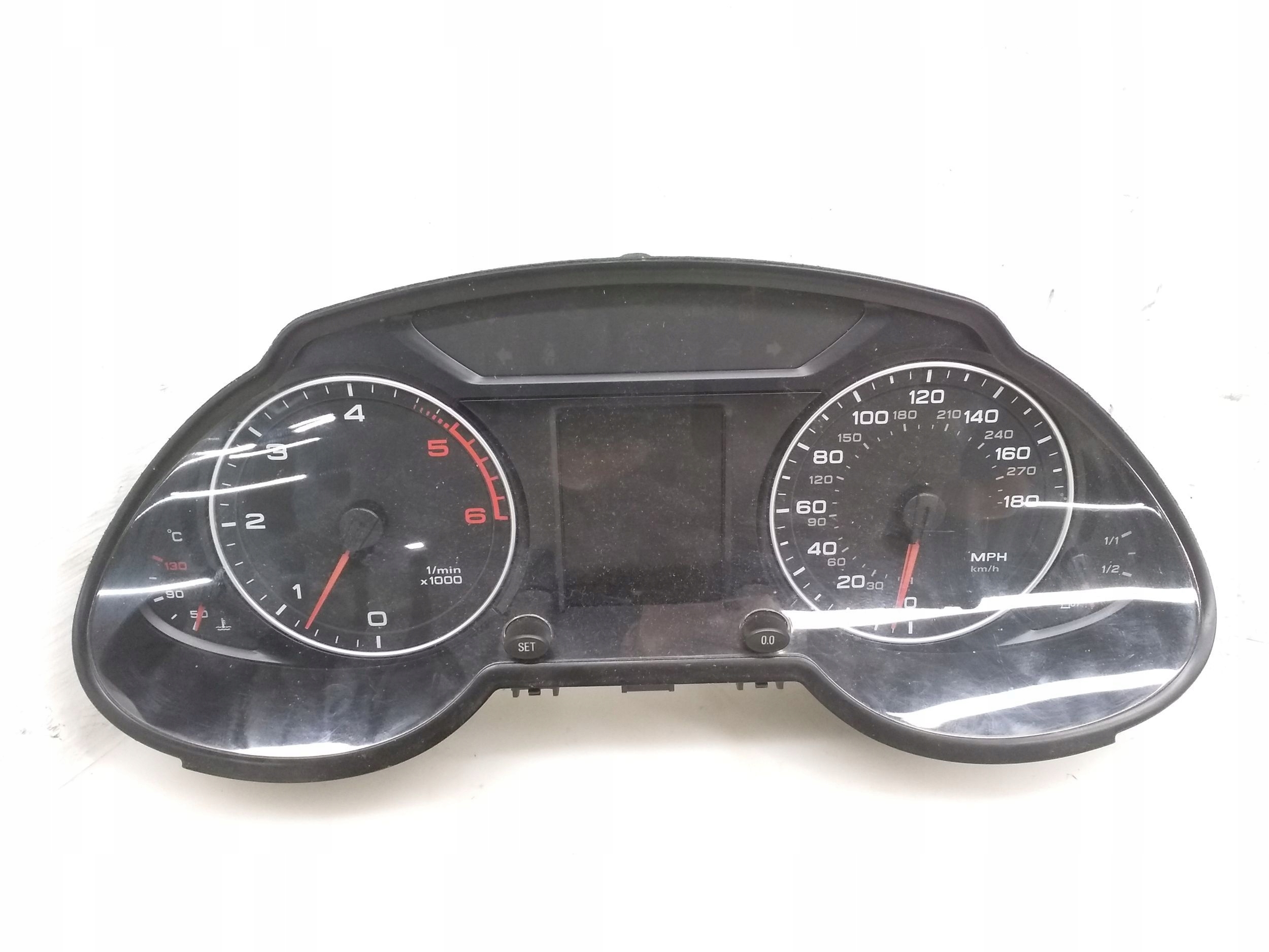 Audi Q5 SQ5 2010 спидометр /