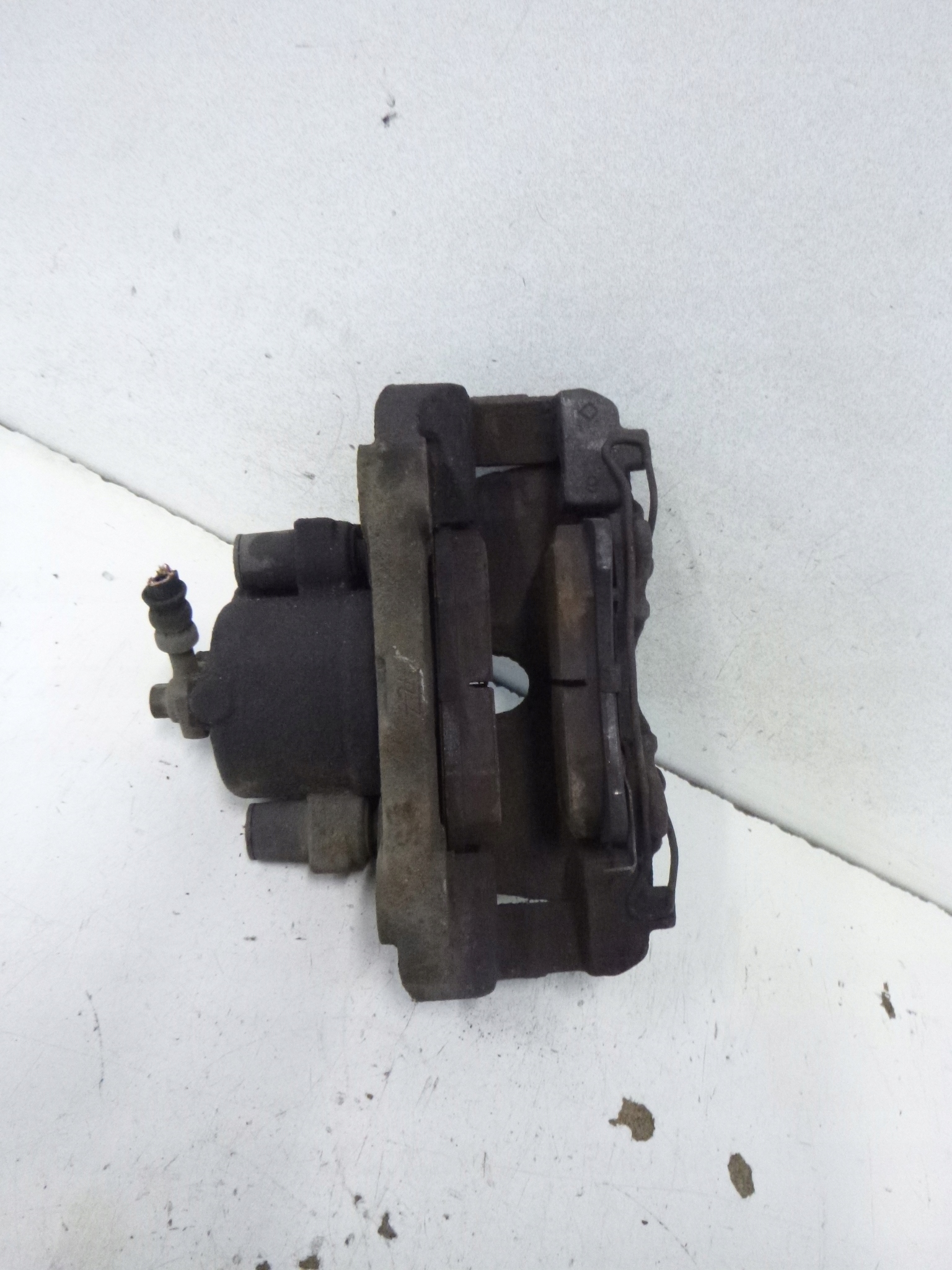 caliper brake front Opel Astra H 1.6 05r.